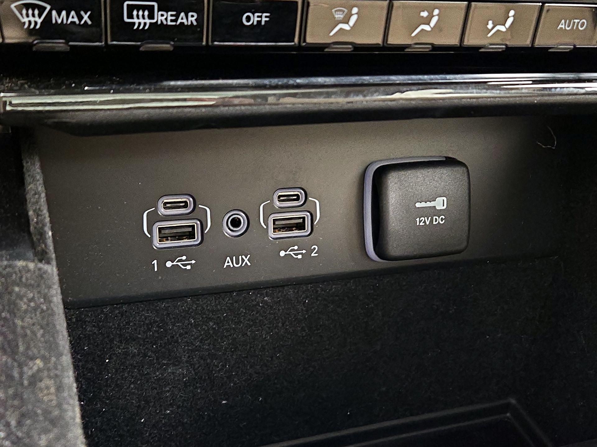 Thumbnail: 2022 Jeep Grand Cherokee L - 18