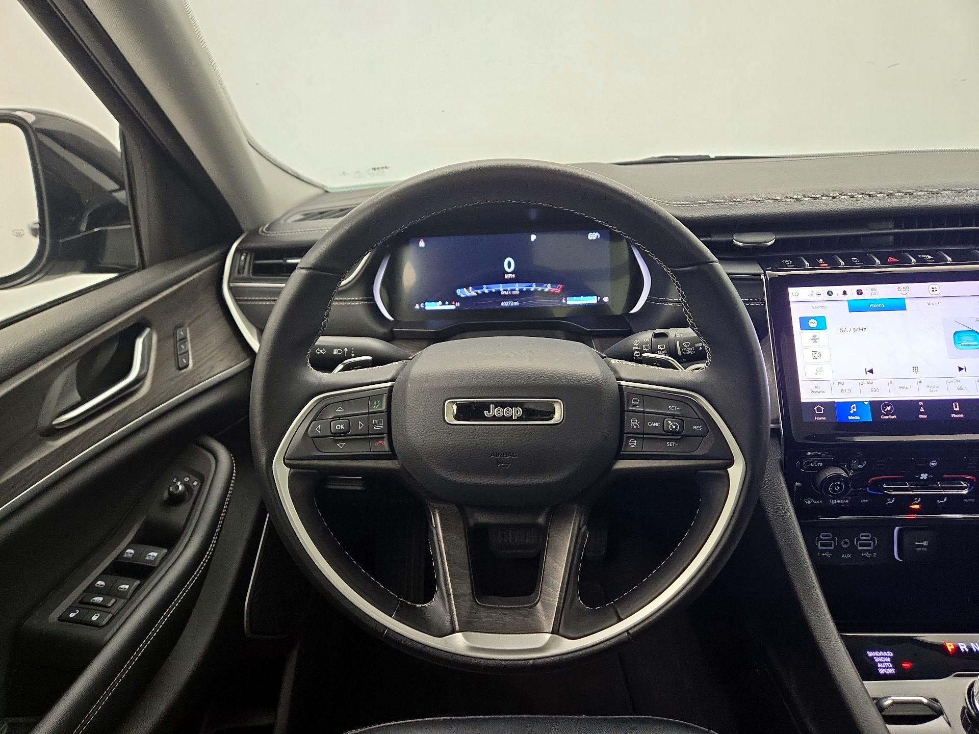 Thumbnail: 2022 Jeep Grand Cherokee L - 10