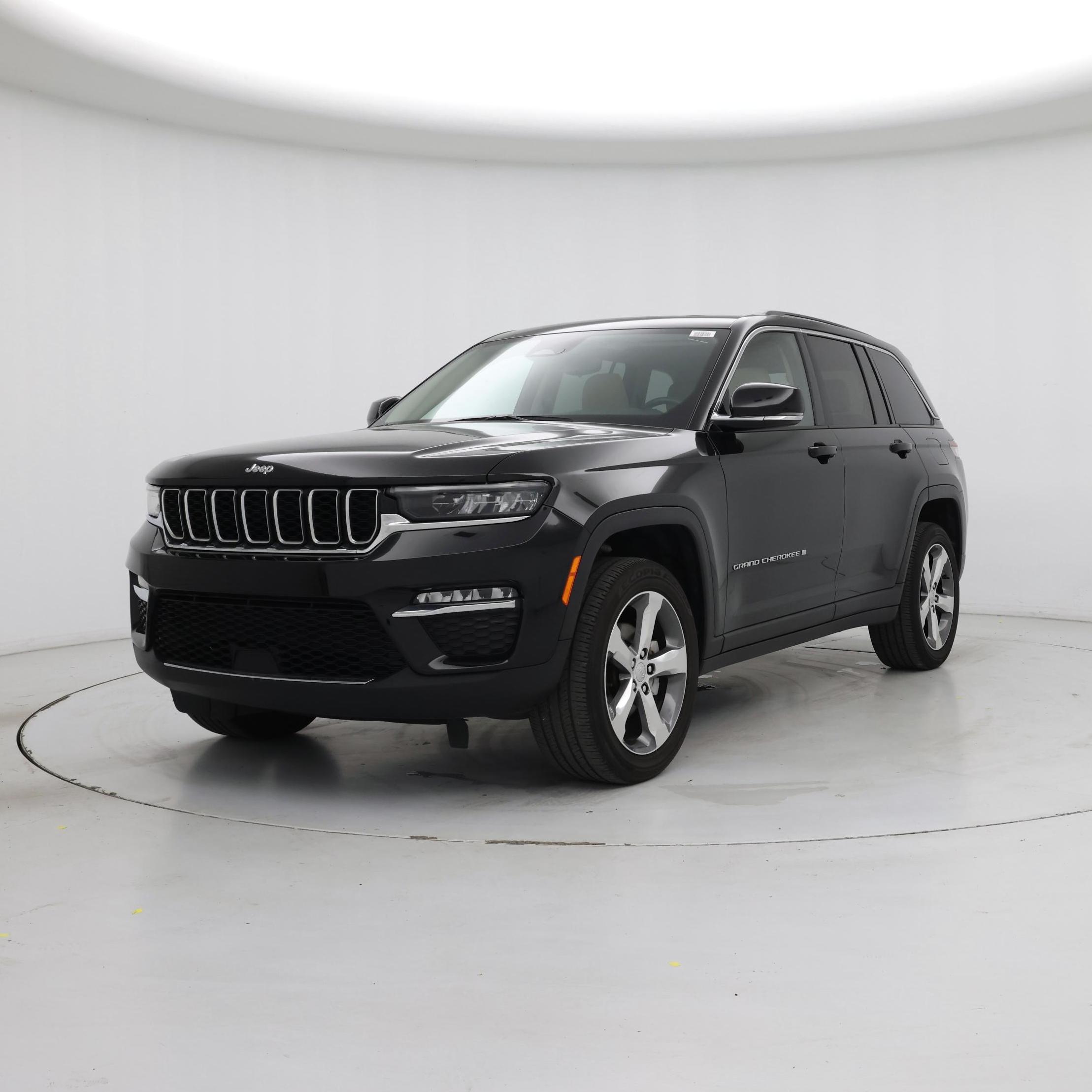 Thumbnail: 2022 Jeep Grand Cherokee - 4