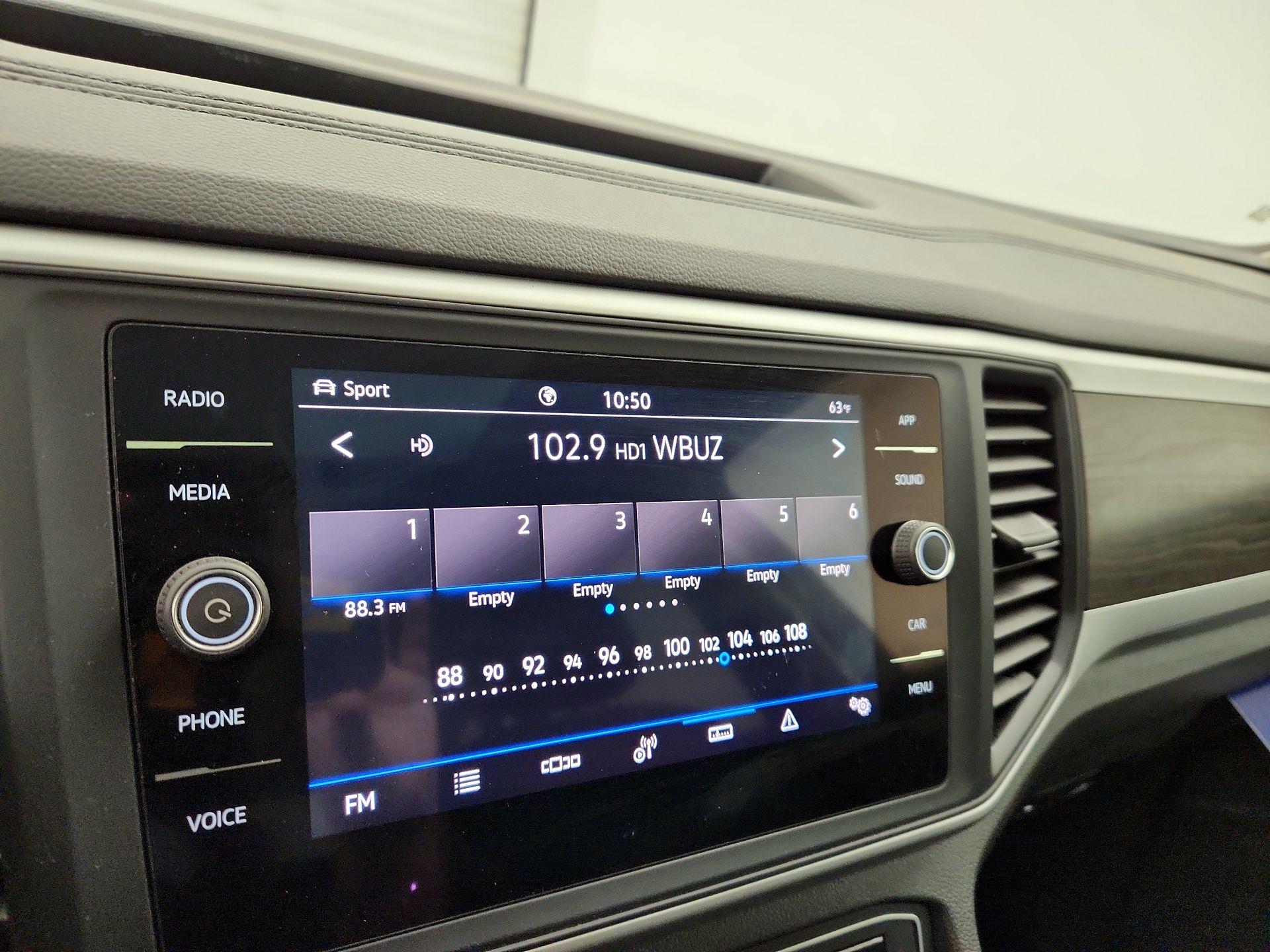 Thumbnail: 2021 Volkswagen Atlas - 14