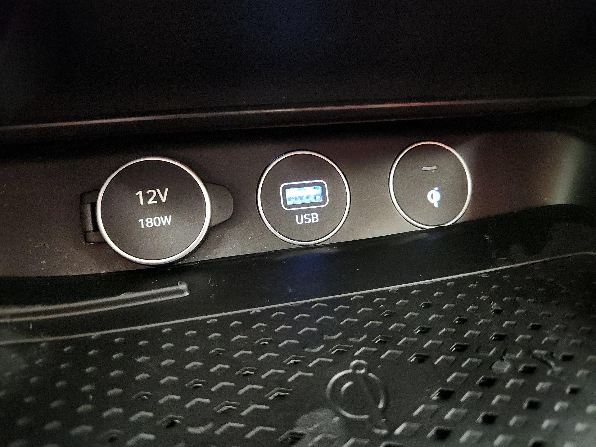 Thumbnail: 2023 Genesis G70 - 19