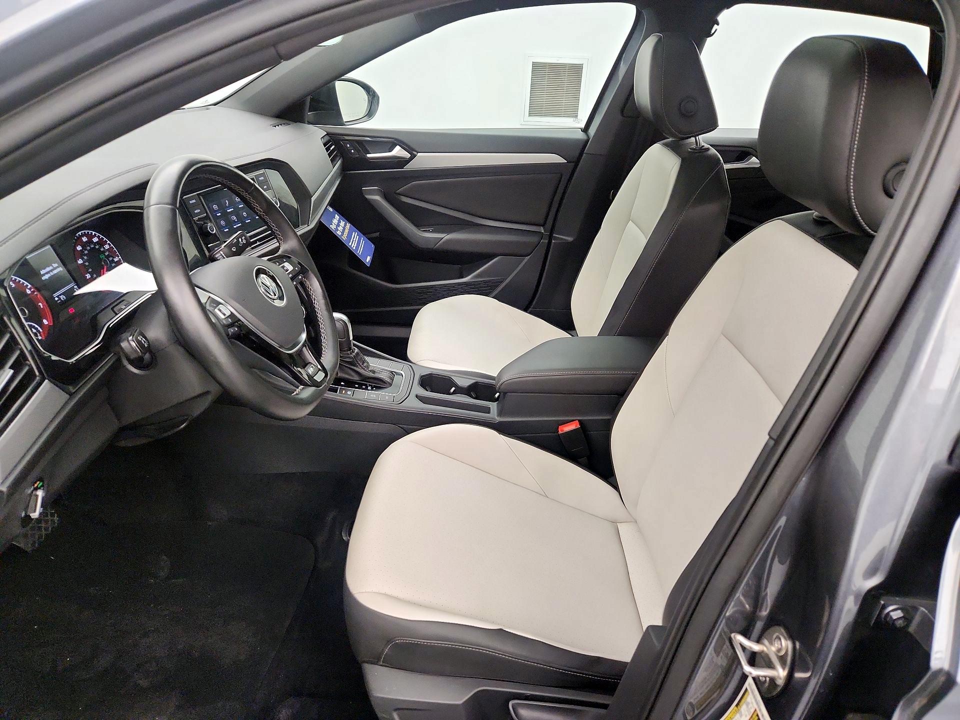 Thumbnail: 2021 Volkswagen Jetta - 11