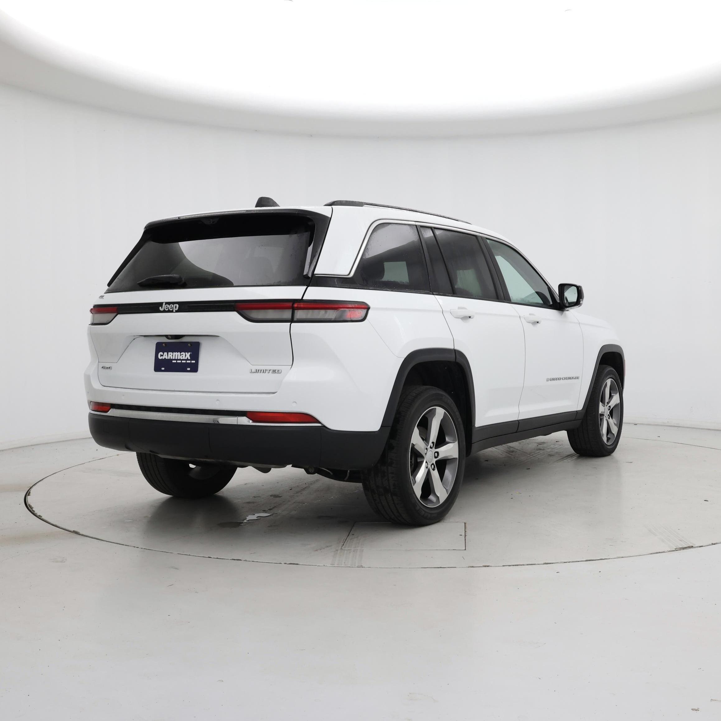 Thumbnail: 2022 Jeep Grand Cherokee - 8