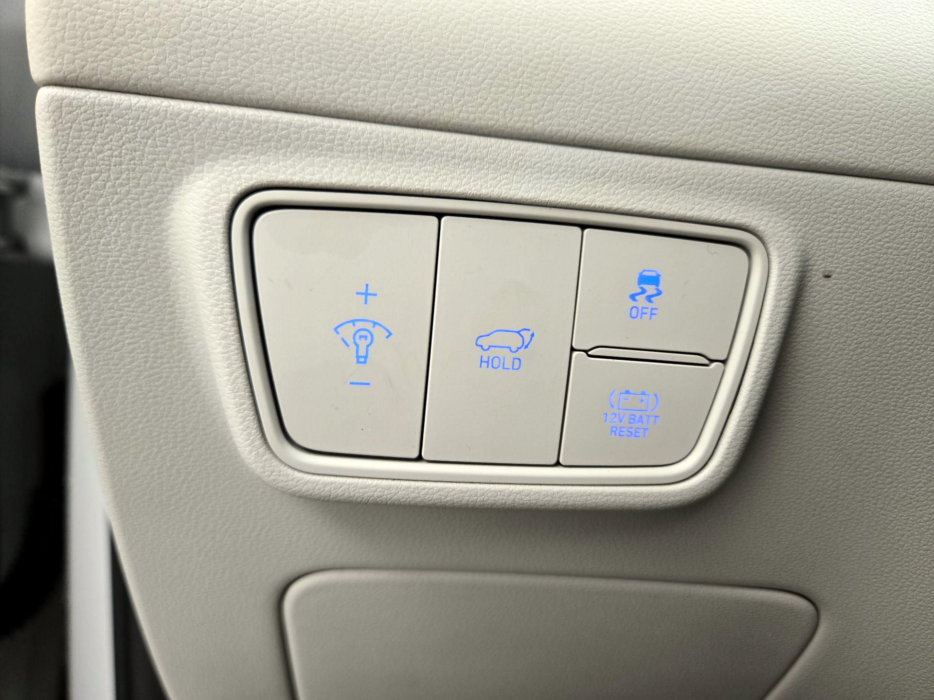 Thumbnail: 2022 Hyundai Tucson - 13