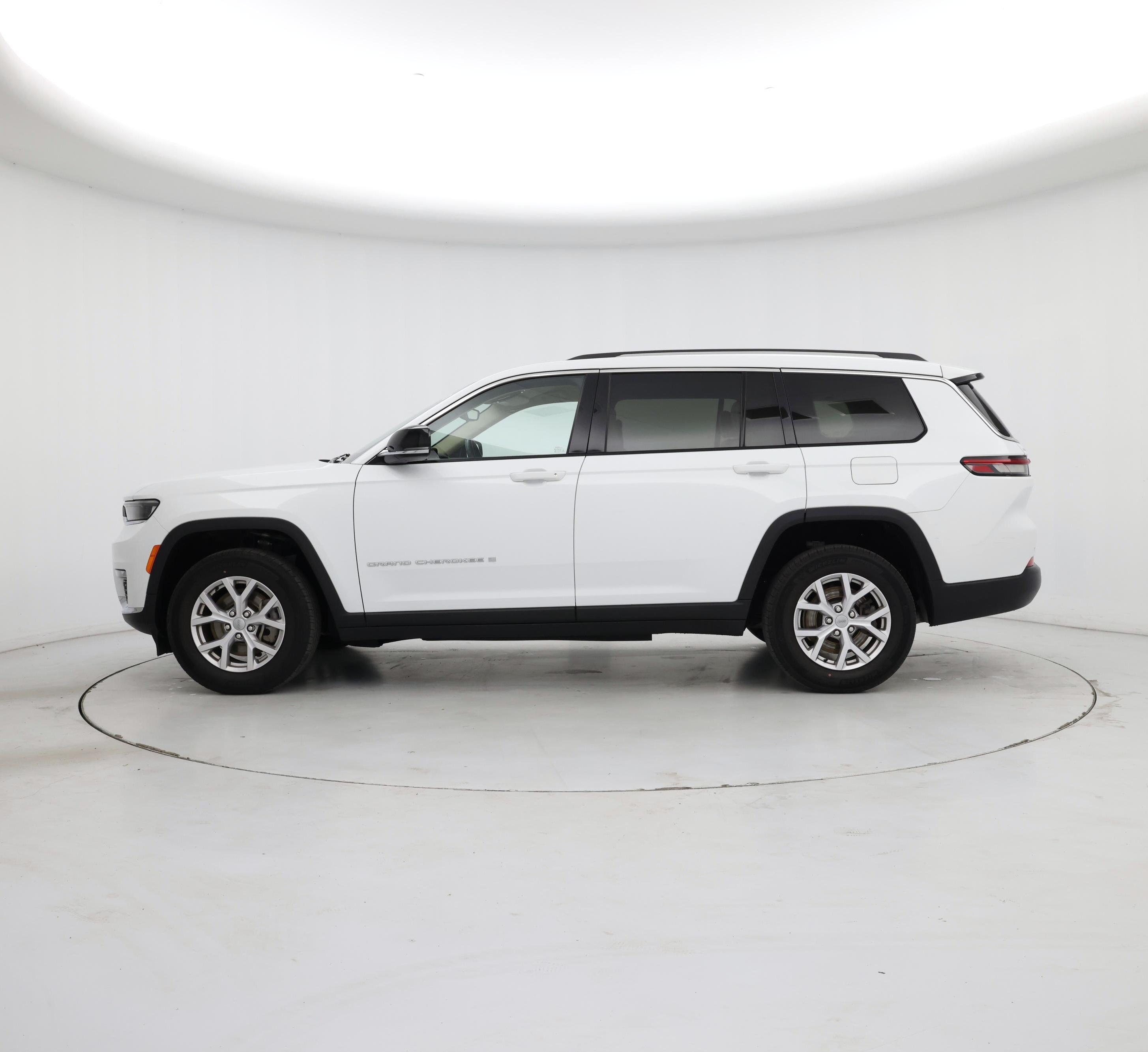 Thumbnail: 2021 Jeep Grand Cherokee L - 3