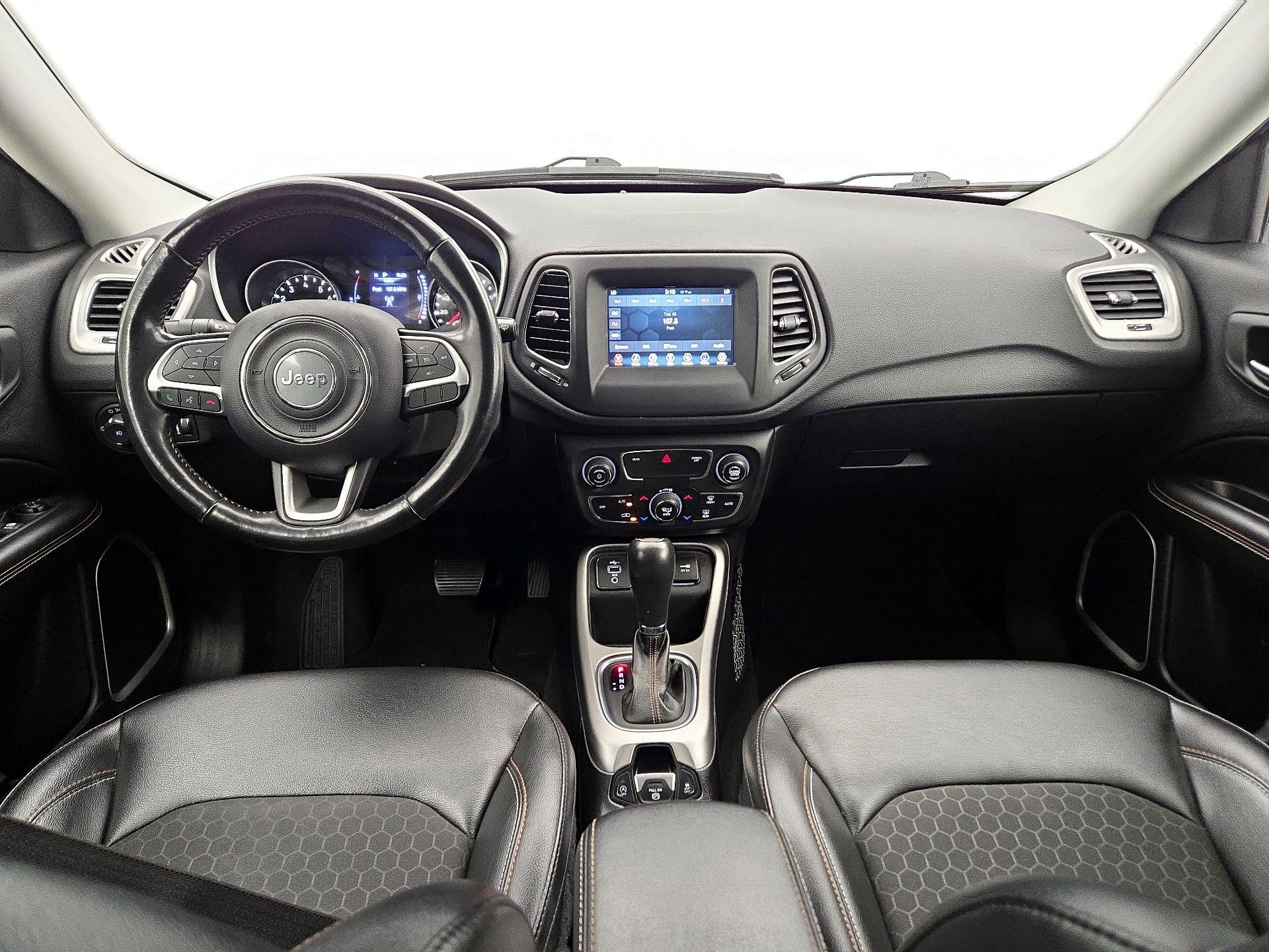 Thumbnail: 2020 Jeep Compass - 9