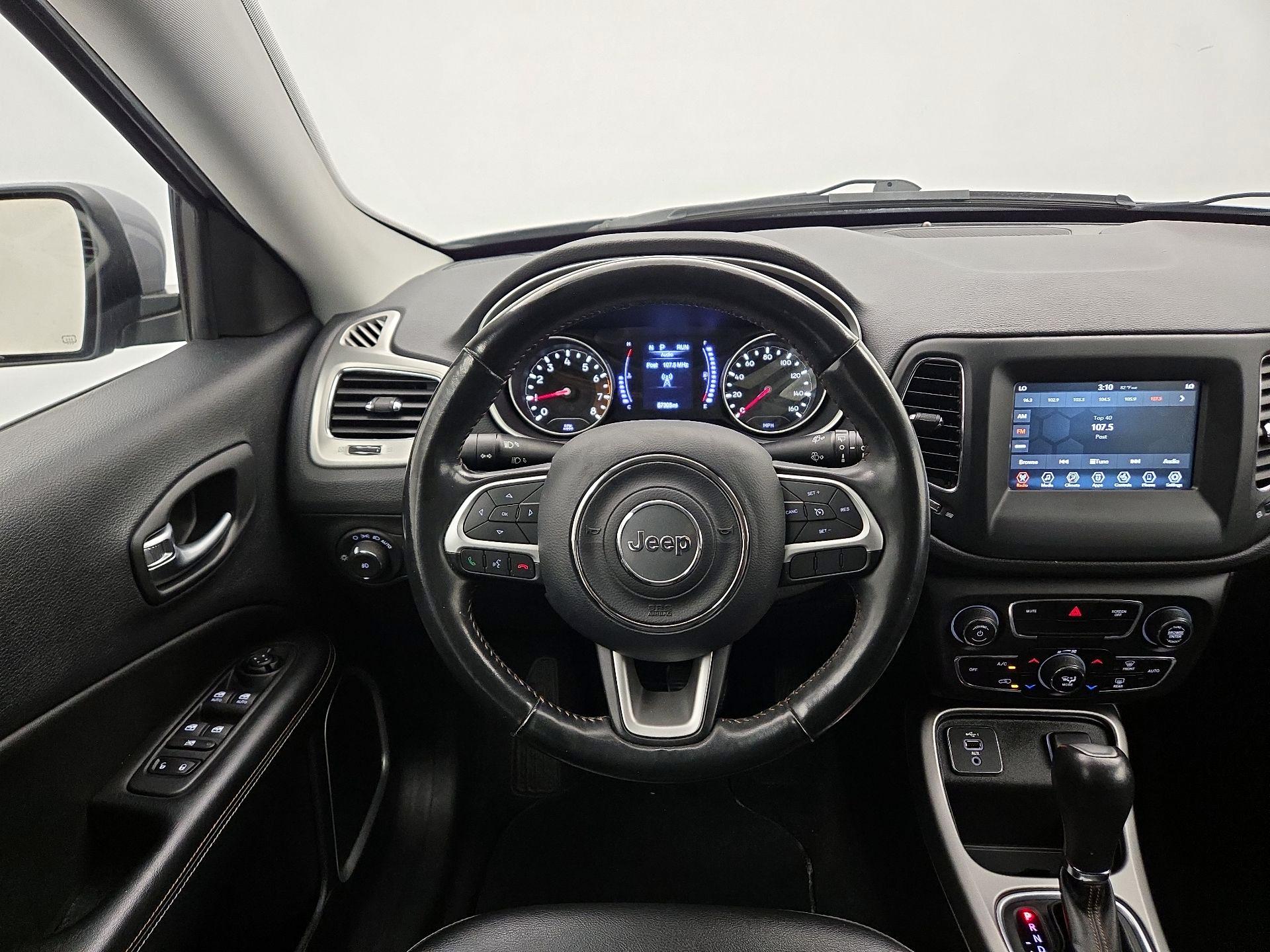 Thumbnail: 2020 Jeep Compass - 10