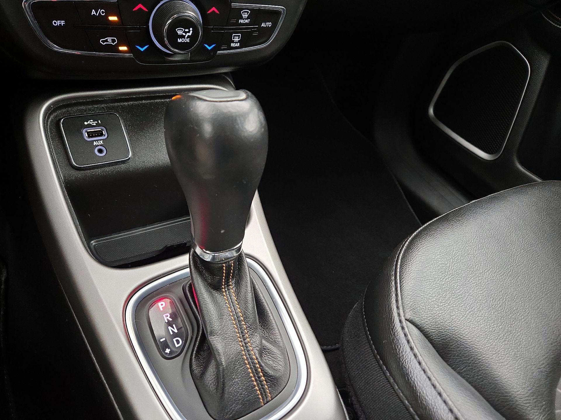 Thumbnail: 2020 Jeep Compass - 17