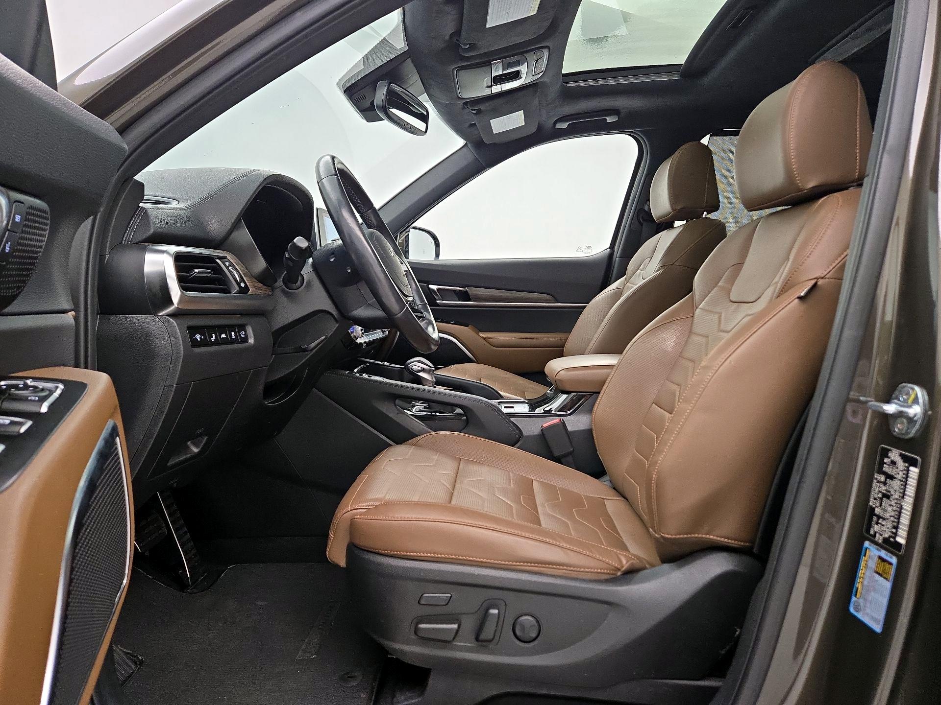 Thumbnail: 2022 Kia Telluride - 11