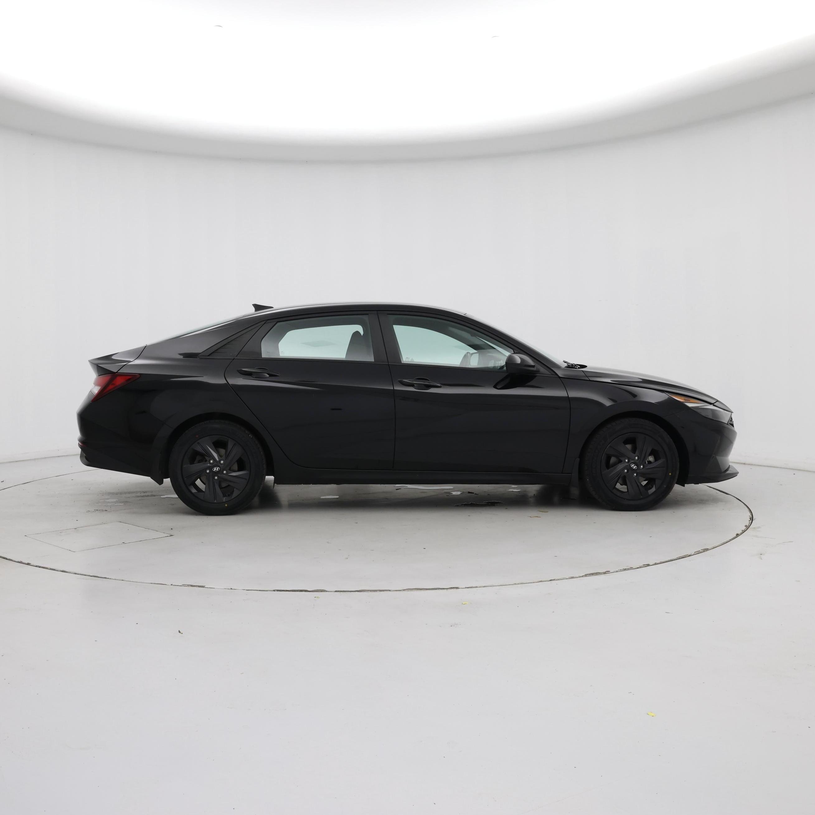 Thumbnail: 2022 Hyundai Elantra - 7