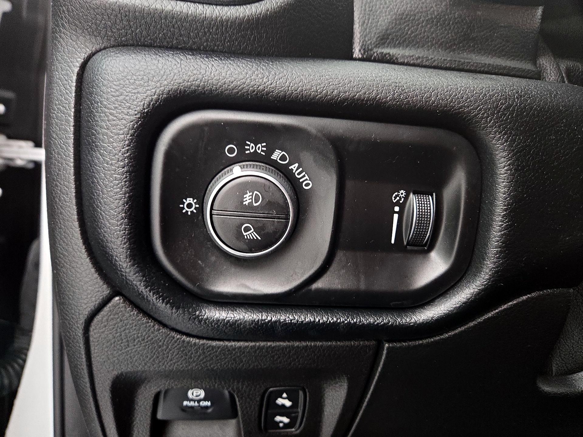 Thumbnail: 2021 RAM 1500 - 13