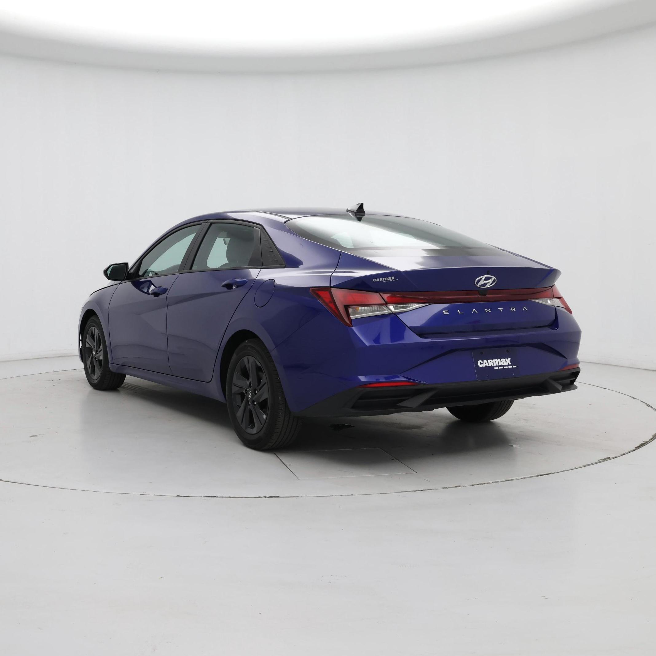 Thumbnail: 2023 Hyundai Elantra - 2
