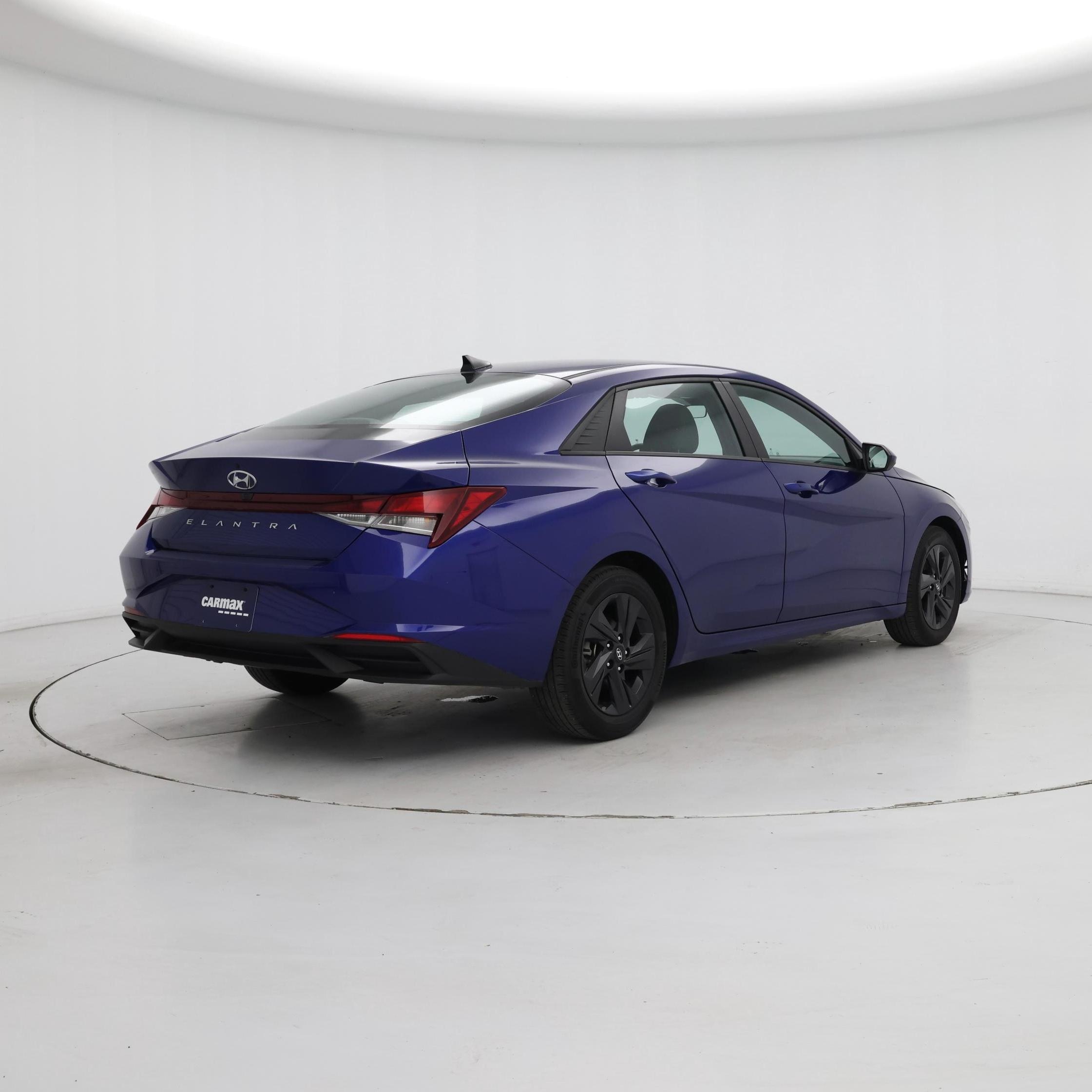 Thumbnail: 2023 Hyundai Elantra - 8