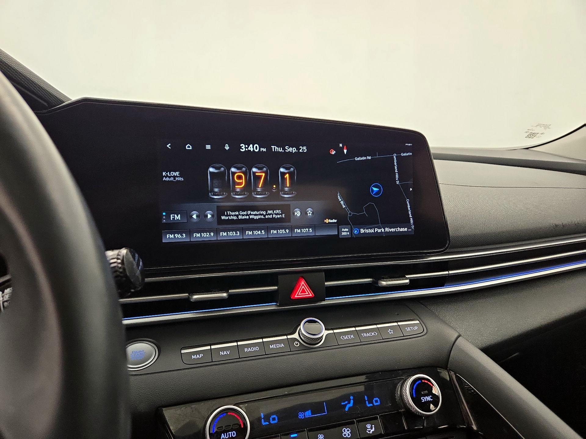 Thumbnail: 2022 Hyundai Elantra - 15