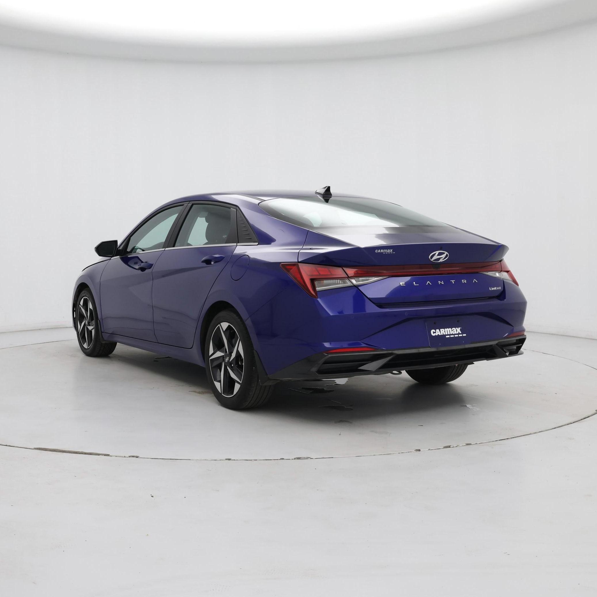 Thumbnail: 2022 Hyundai Elantra - 2