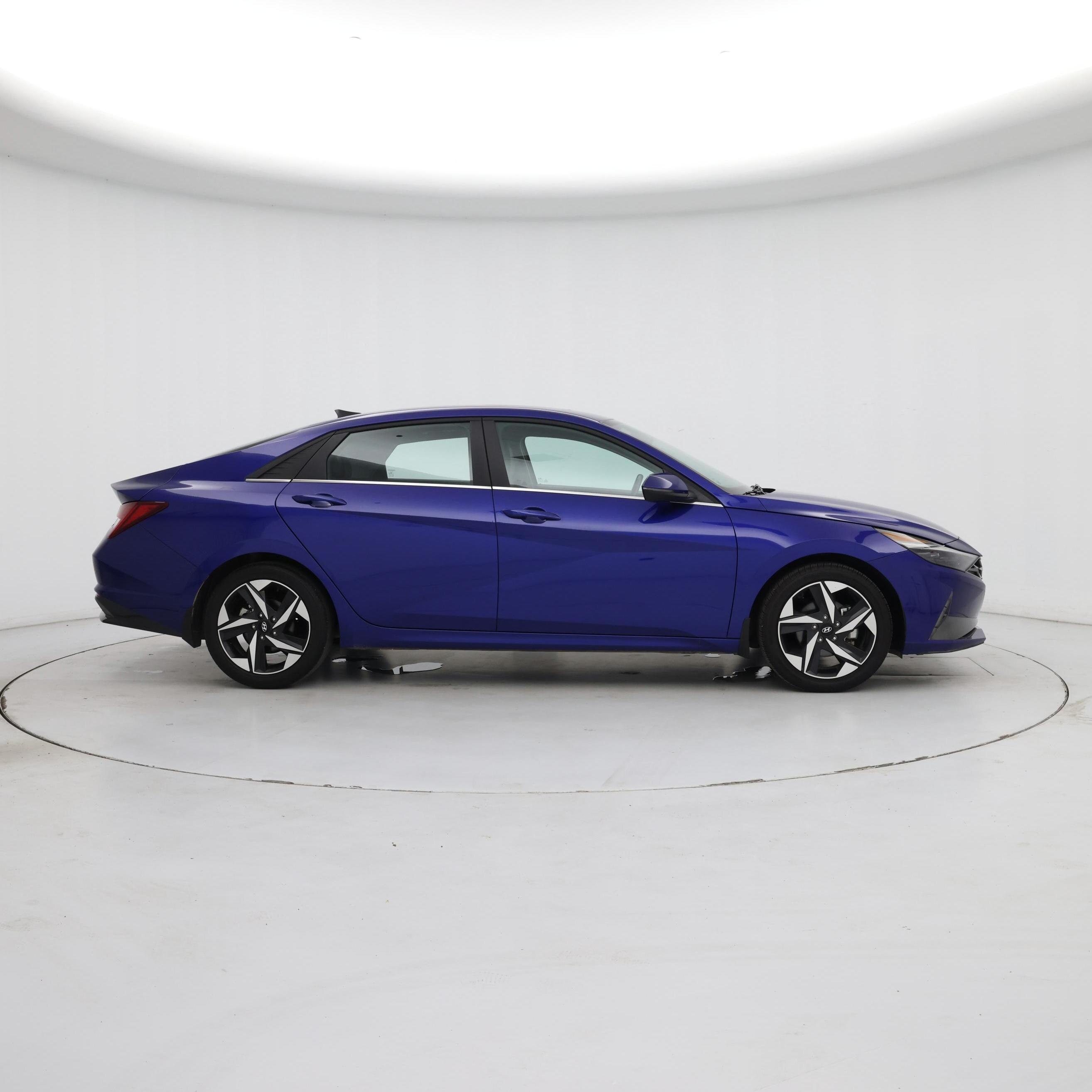 Thumbnail: 2022 Hyundai Elantra - 7