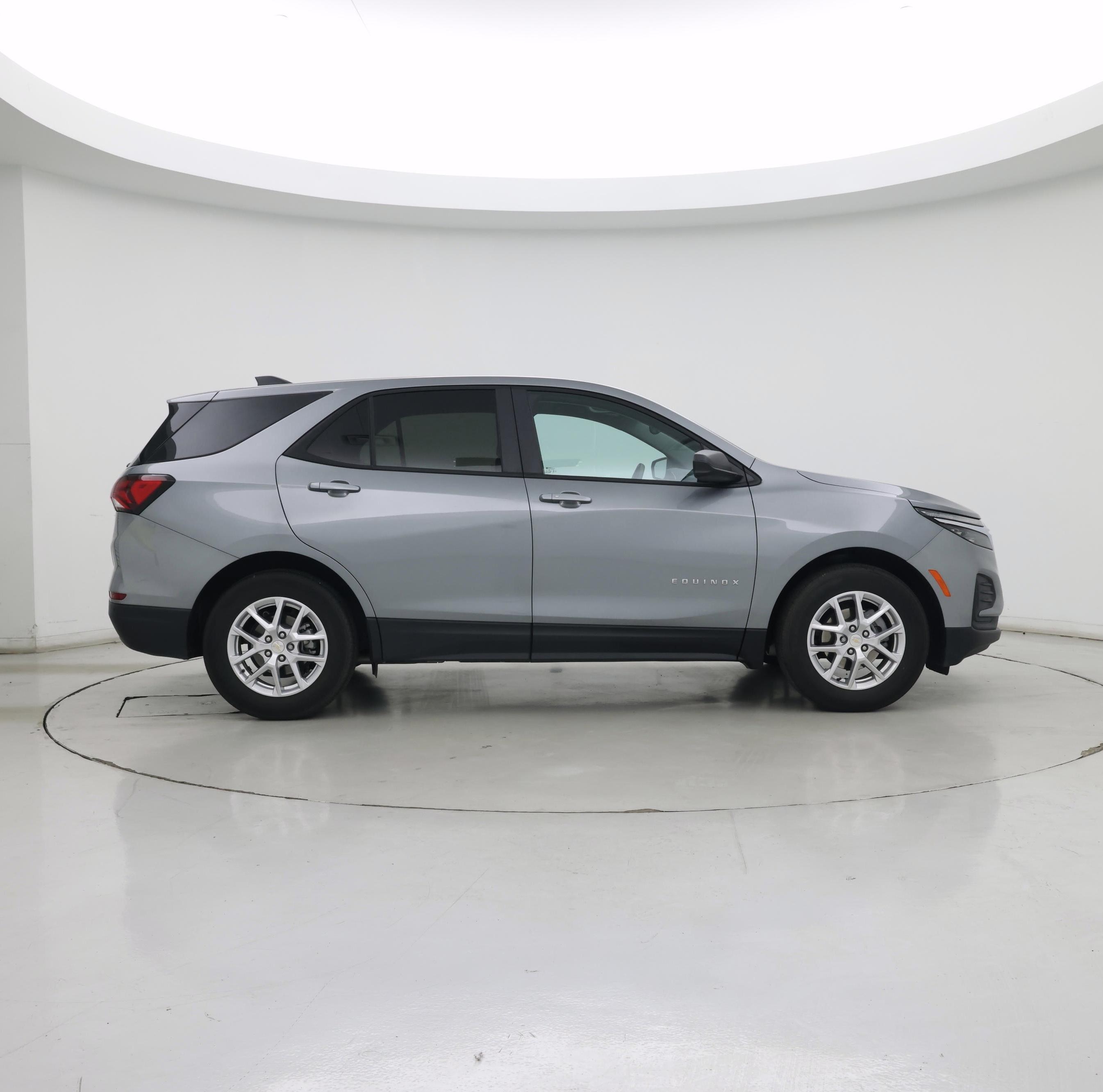 Thumbnail: 2023 Chevrolet Equinox - 7