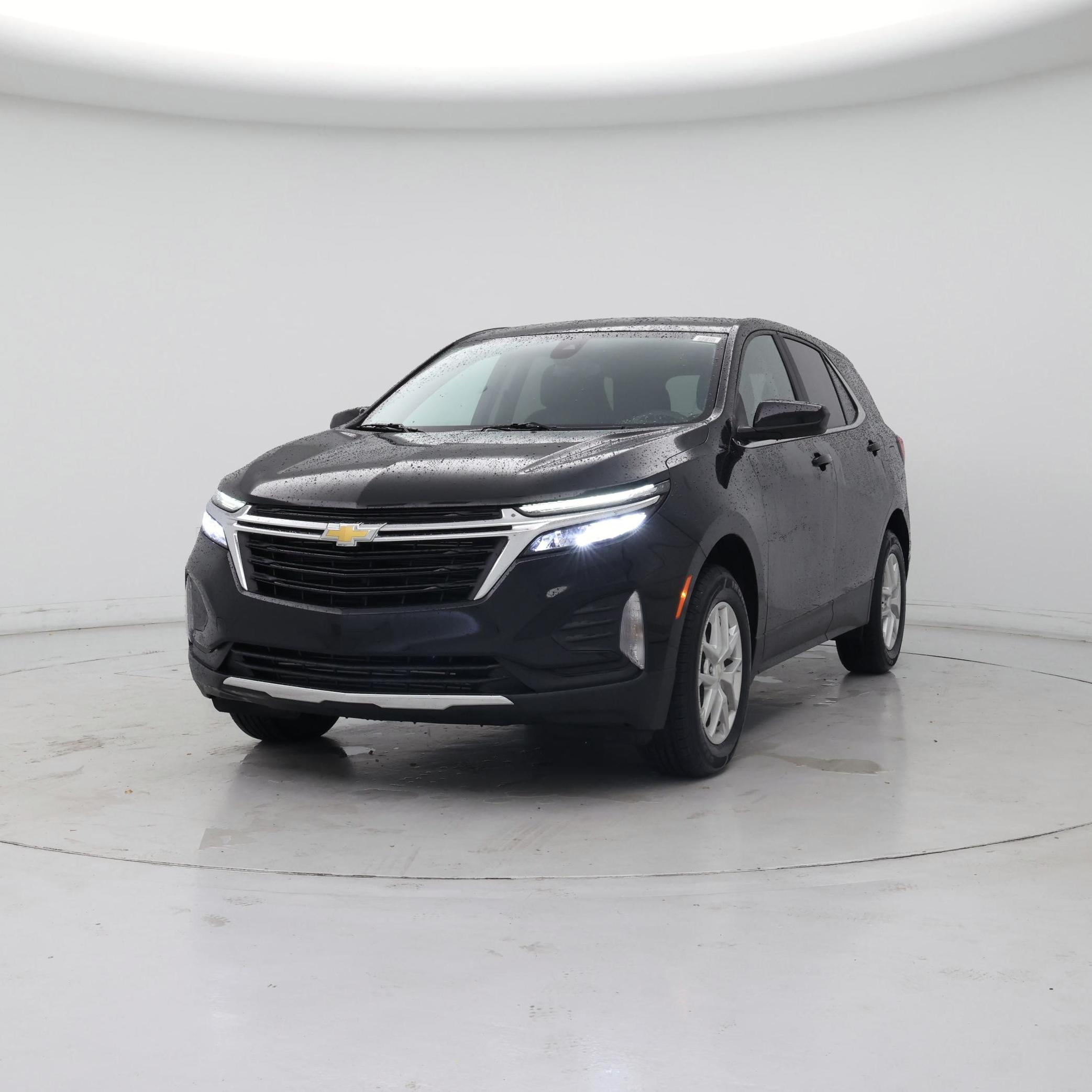 Thumbnail: 2022 Chevrolet Equinox - 4