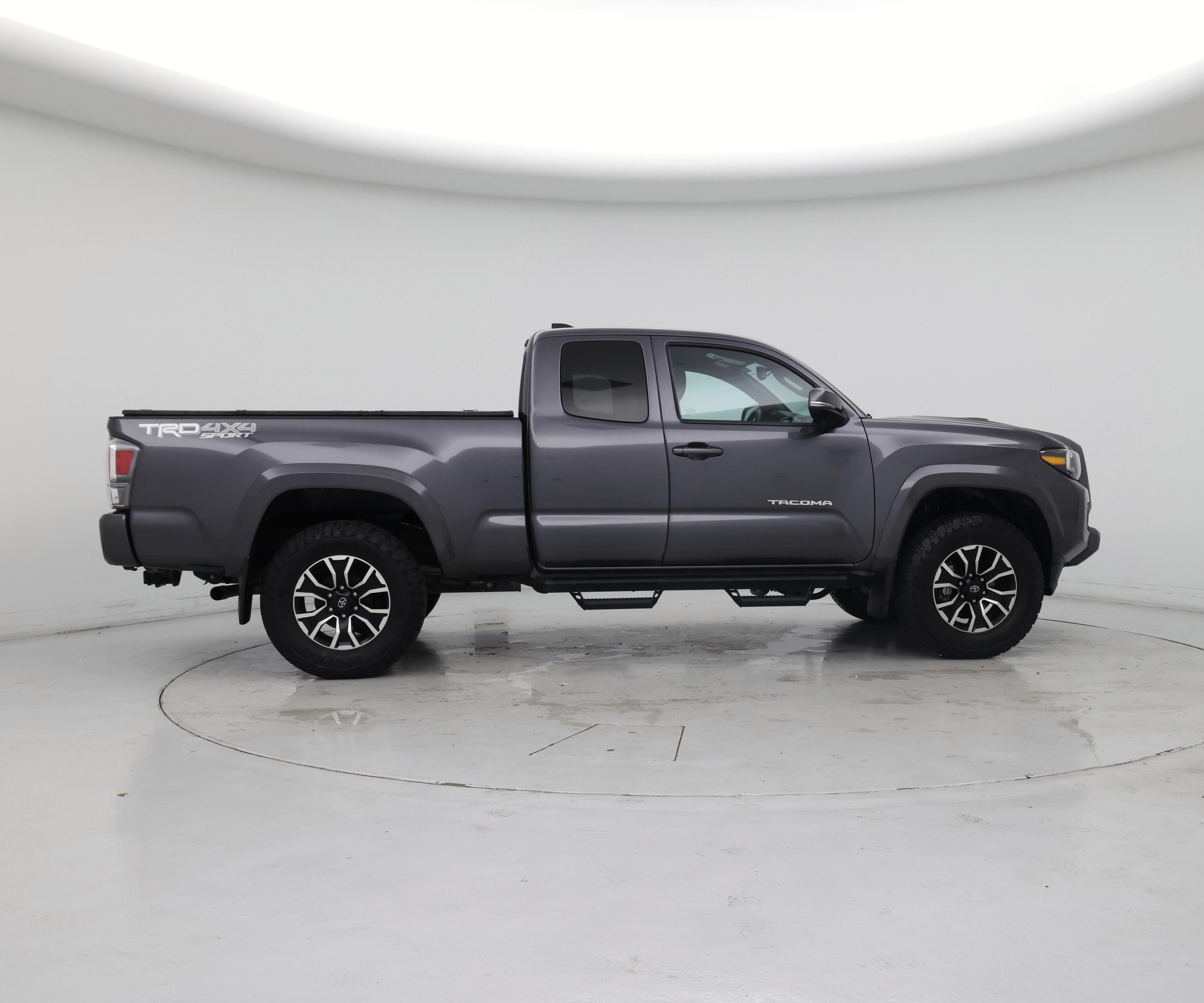 Thumbnail: 2021 Toyota Tacoma - 7