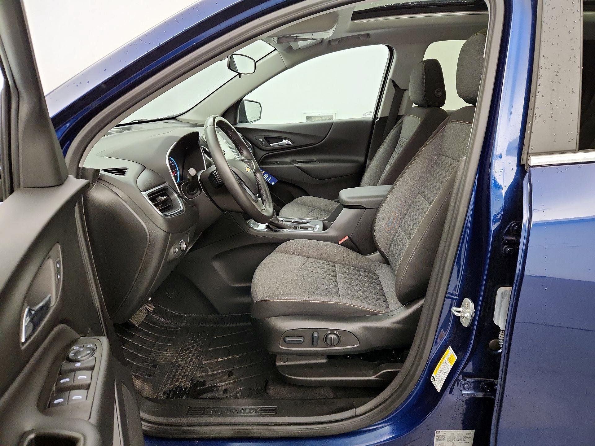 Thumbnail: 2022 Chevrolet Equinox - 11