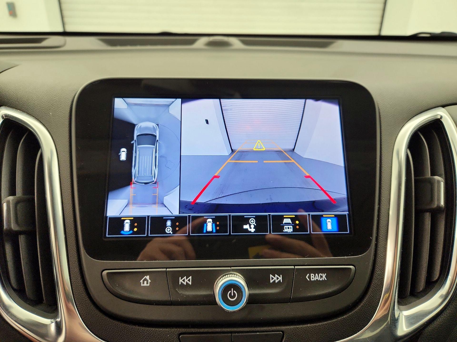Thumbnail: 2022 Chevrolet Equinox - 15