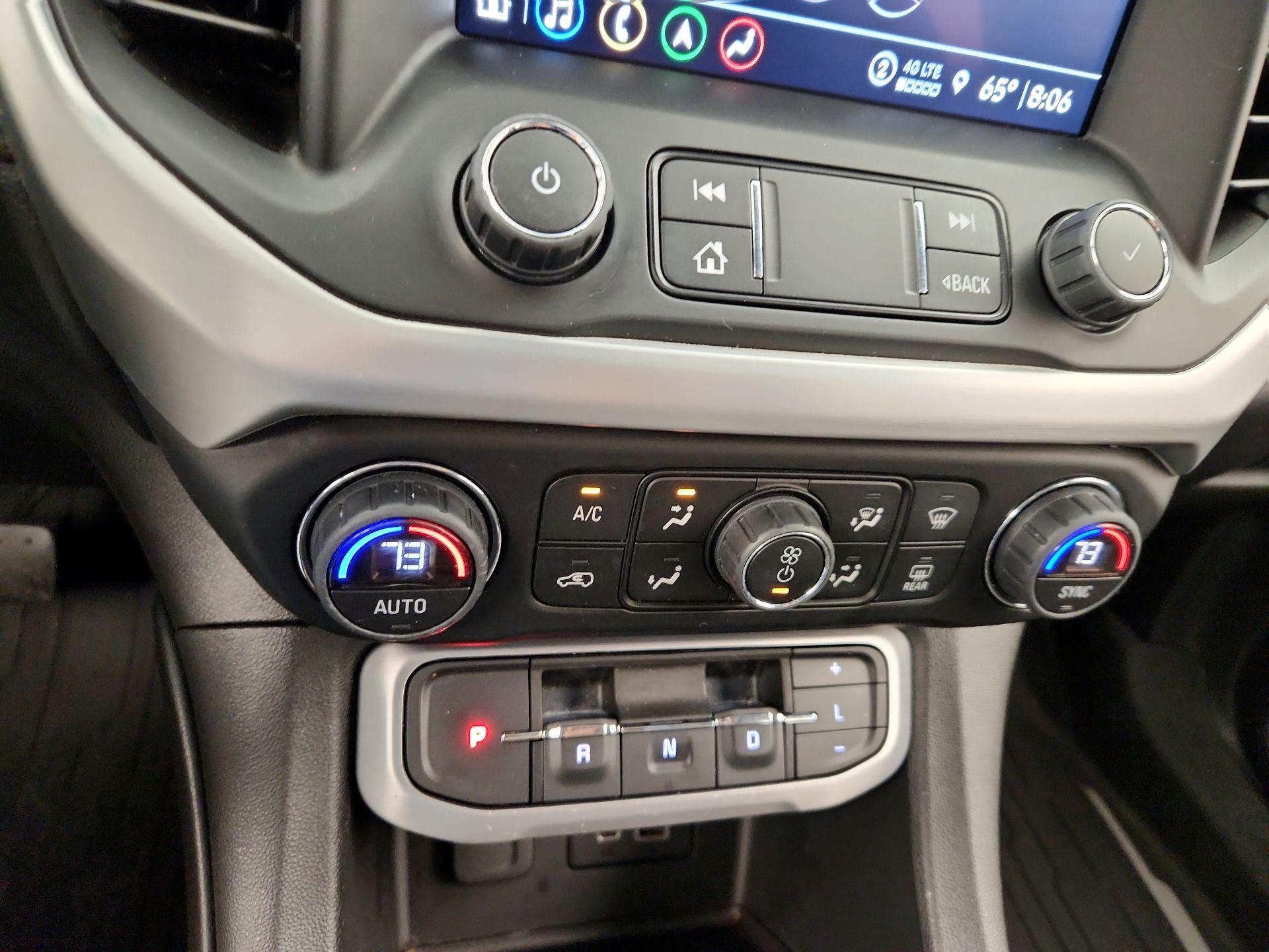 Thumbnail: 2022 GMC Acadia - 17