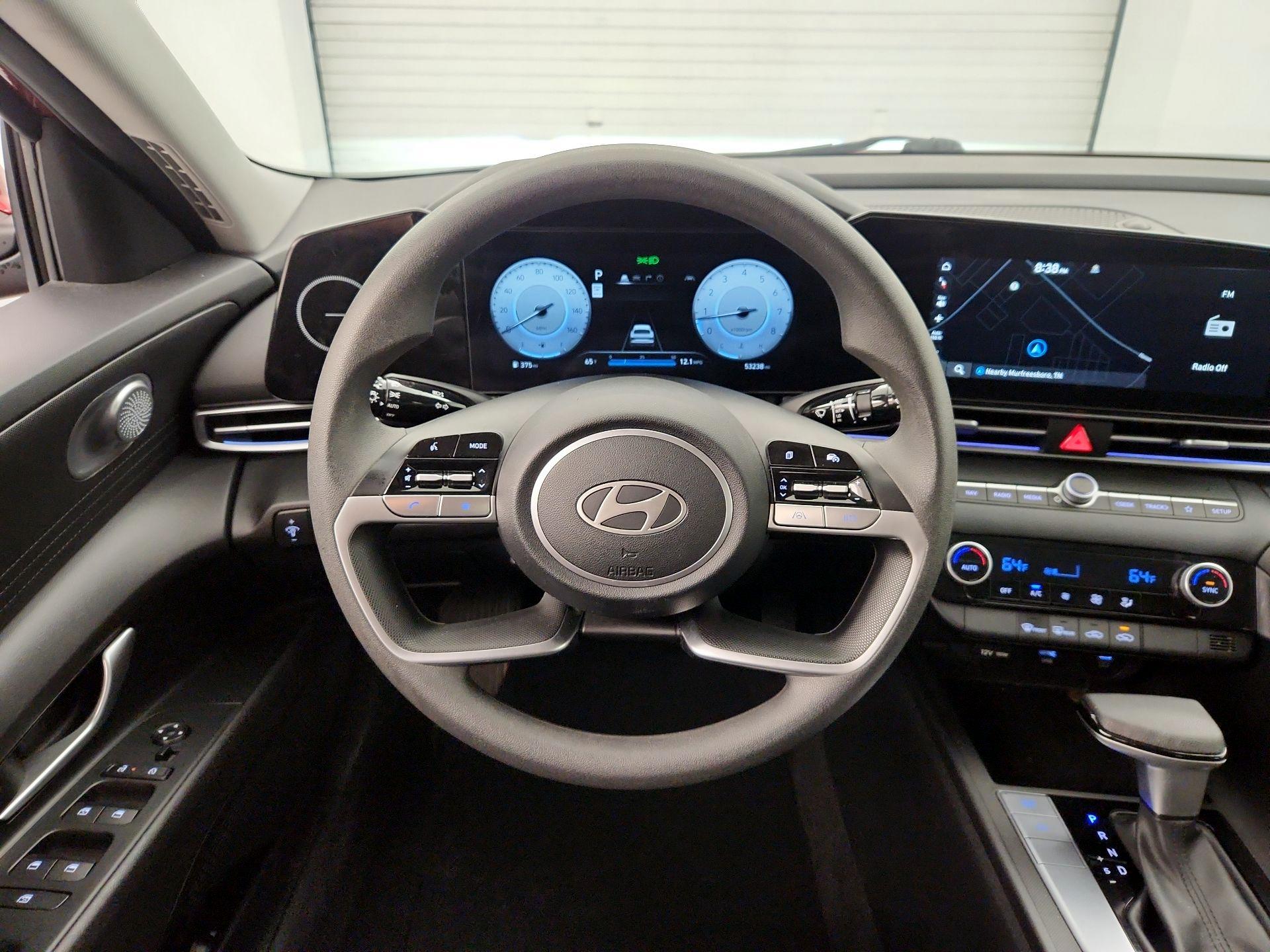 Thumbnail: 2024 Hyundai Elantra - 10