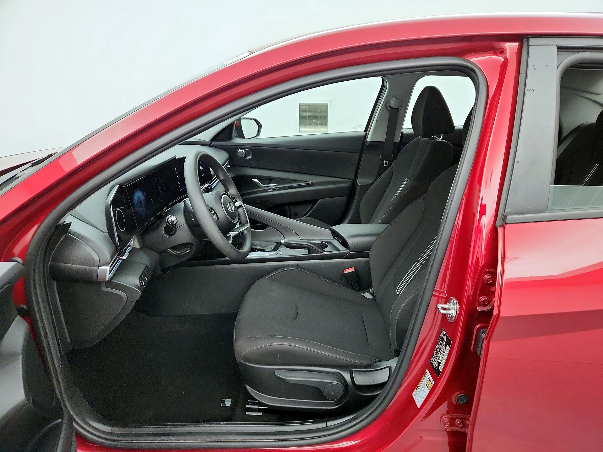 Thumbnail: 2024 Hyundai Elantra - 11
