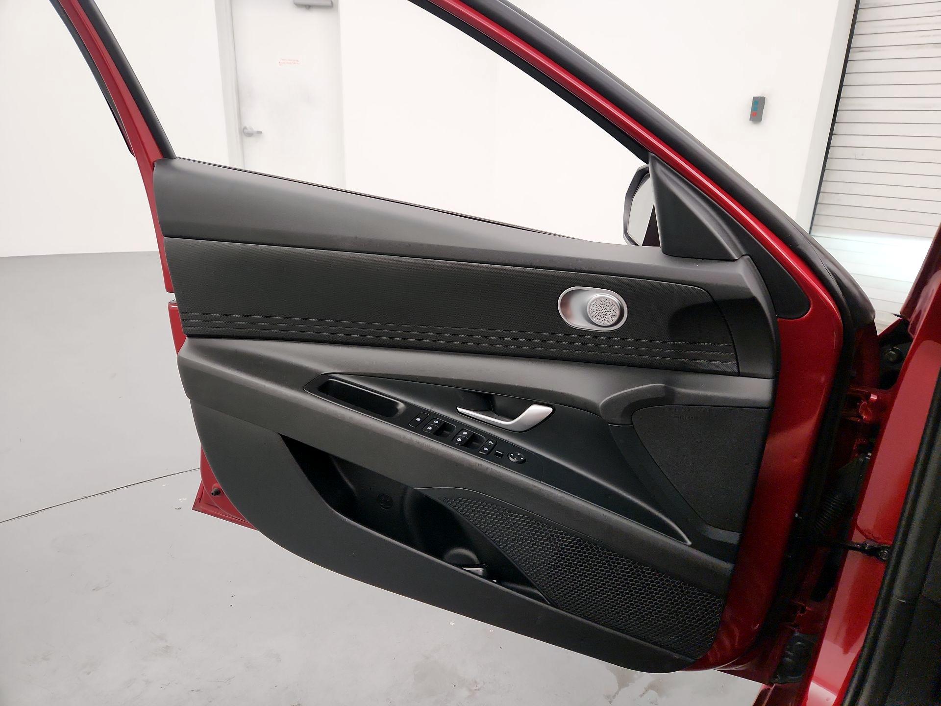 Thumbnail: 2024 Hyundai Elantra - 12