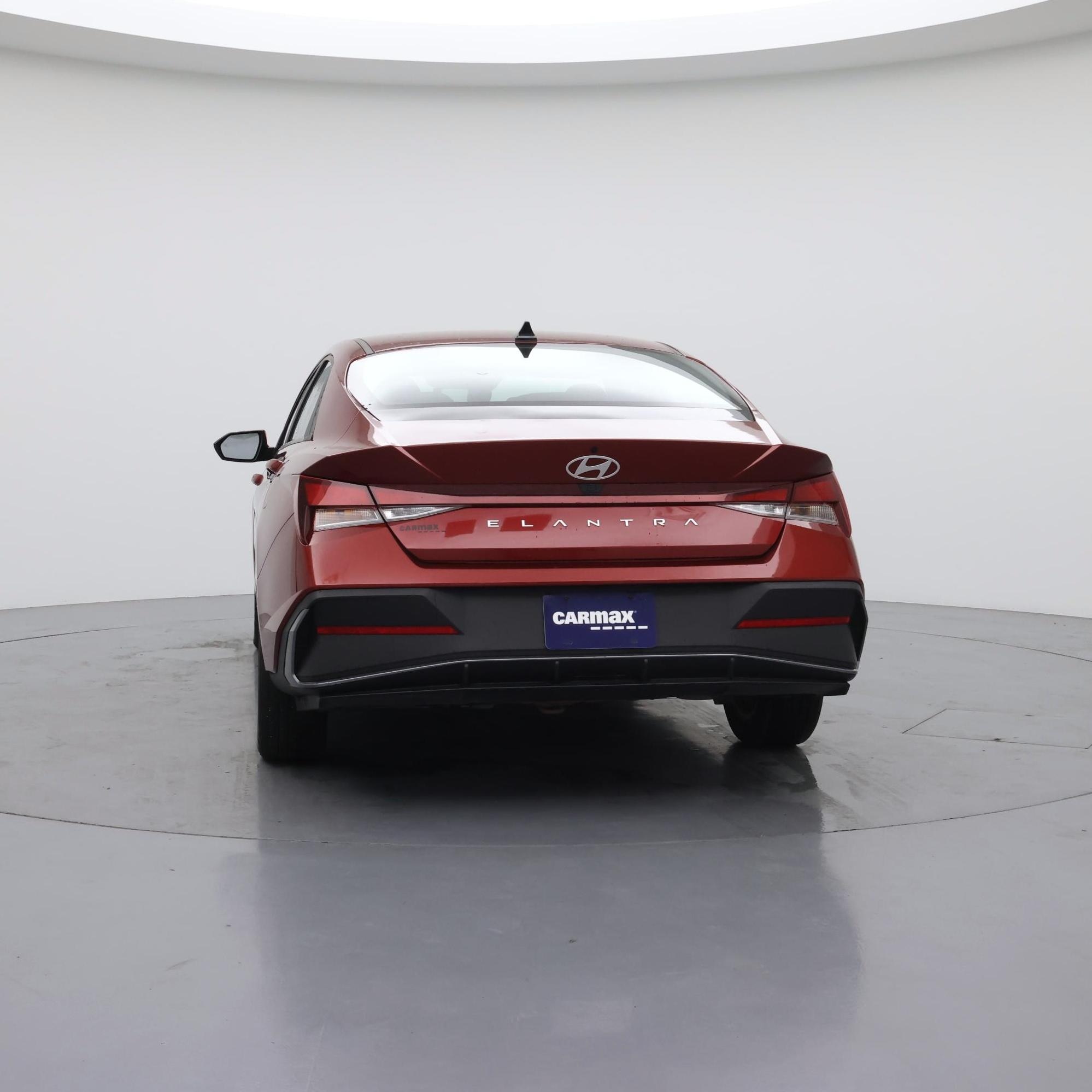 Thumbnail: 2024 Hyundai Elantra - 6