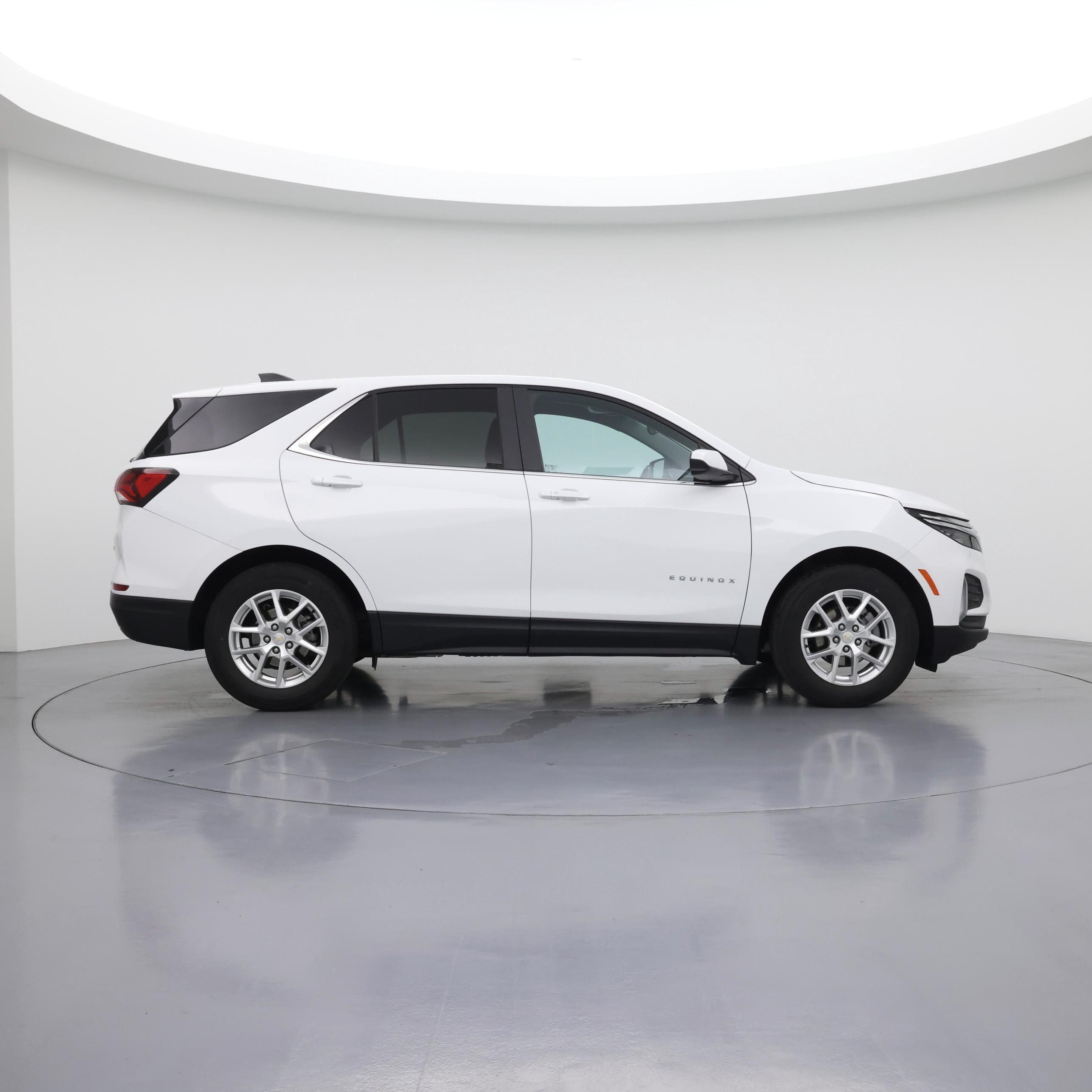 Thumbnail: 2022 Chevrolet Equinox - 7