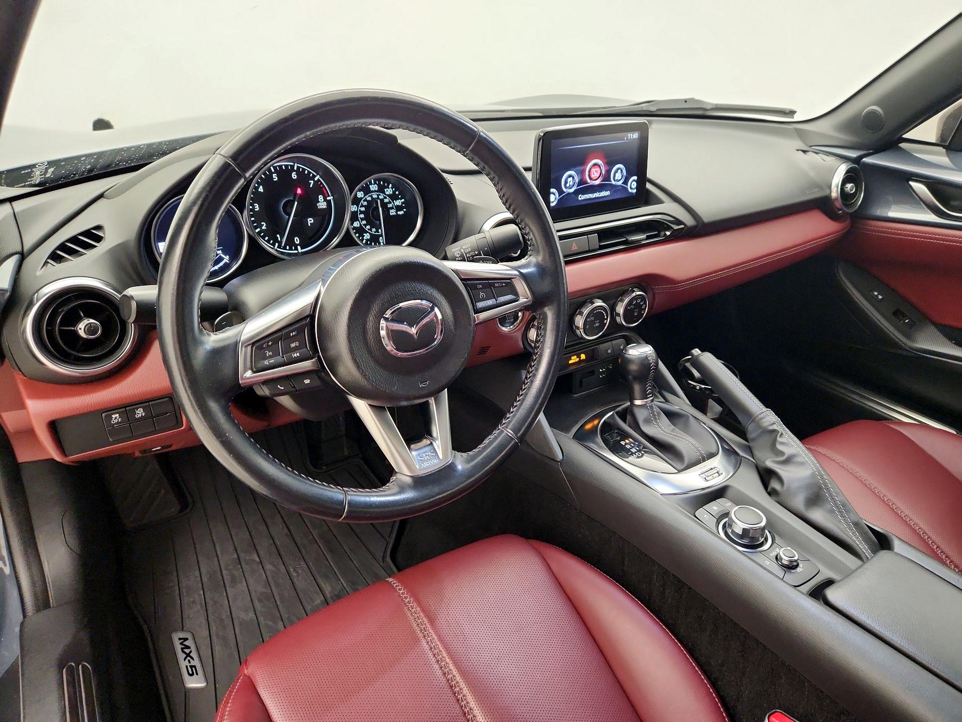 Thumbnail: 2020 Mazda MX-5 Miata - 9