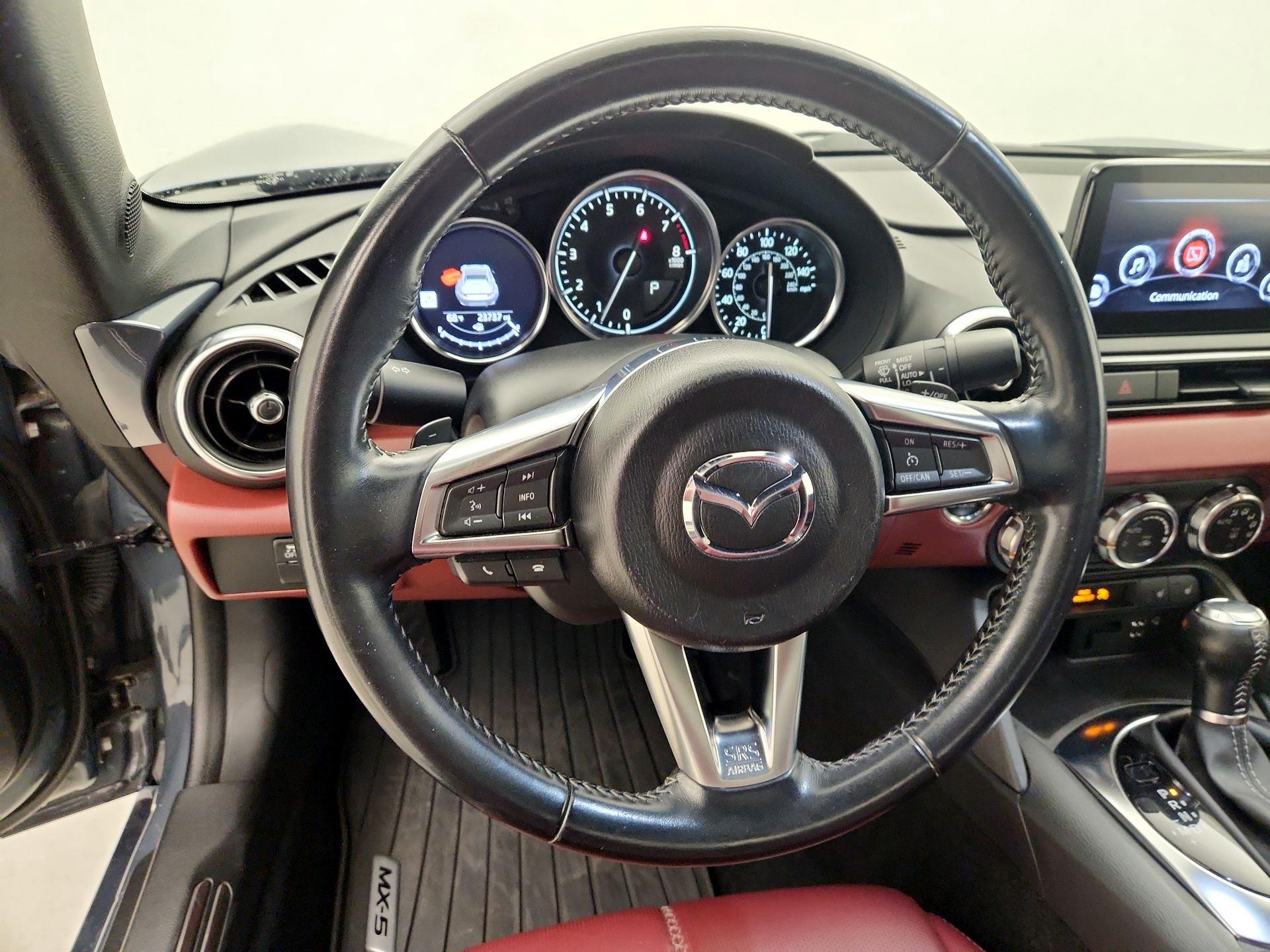 Thumbnail: 2020 Mazda MX-5 Miata - 10