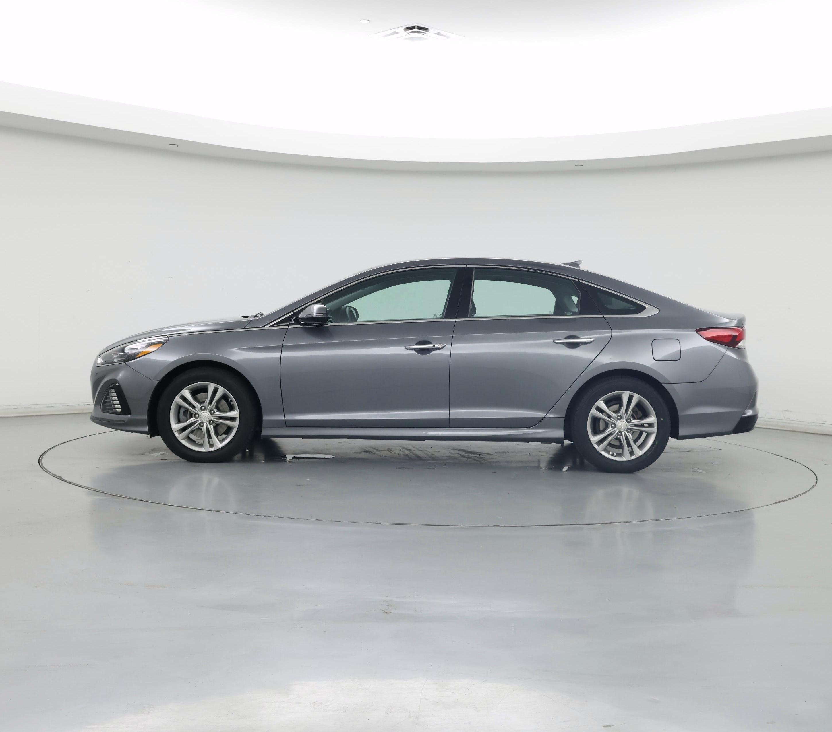 Thumbnail: 2018 Hyundai Sonata - 3