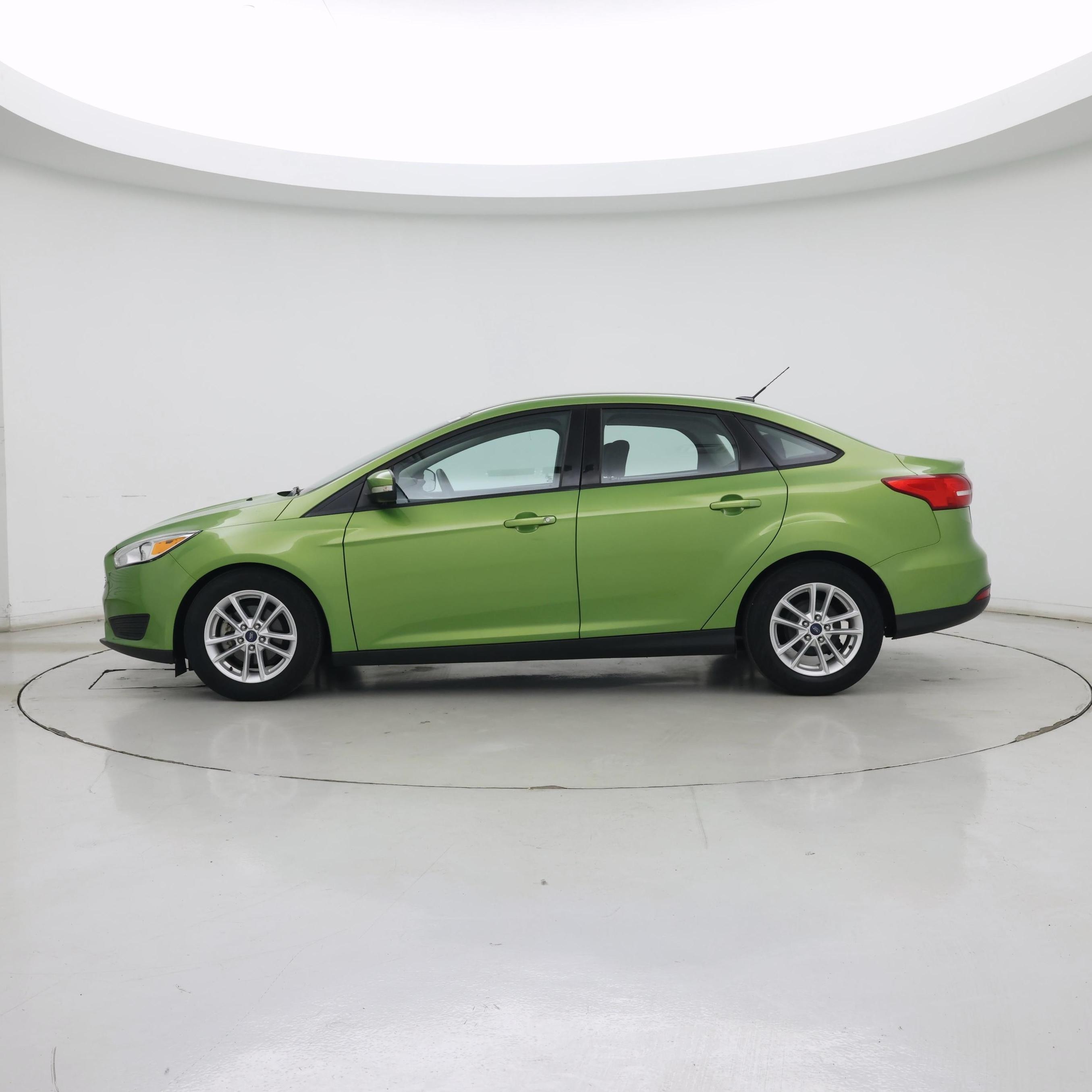 Thumbnail: 2018 Ford Focus - 3