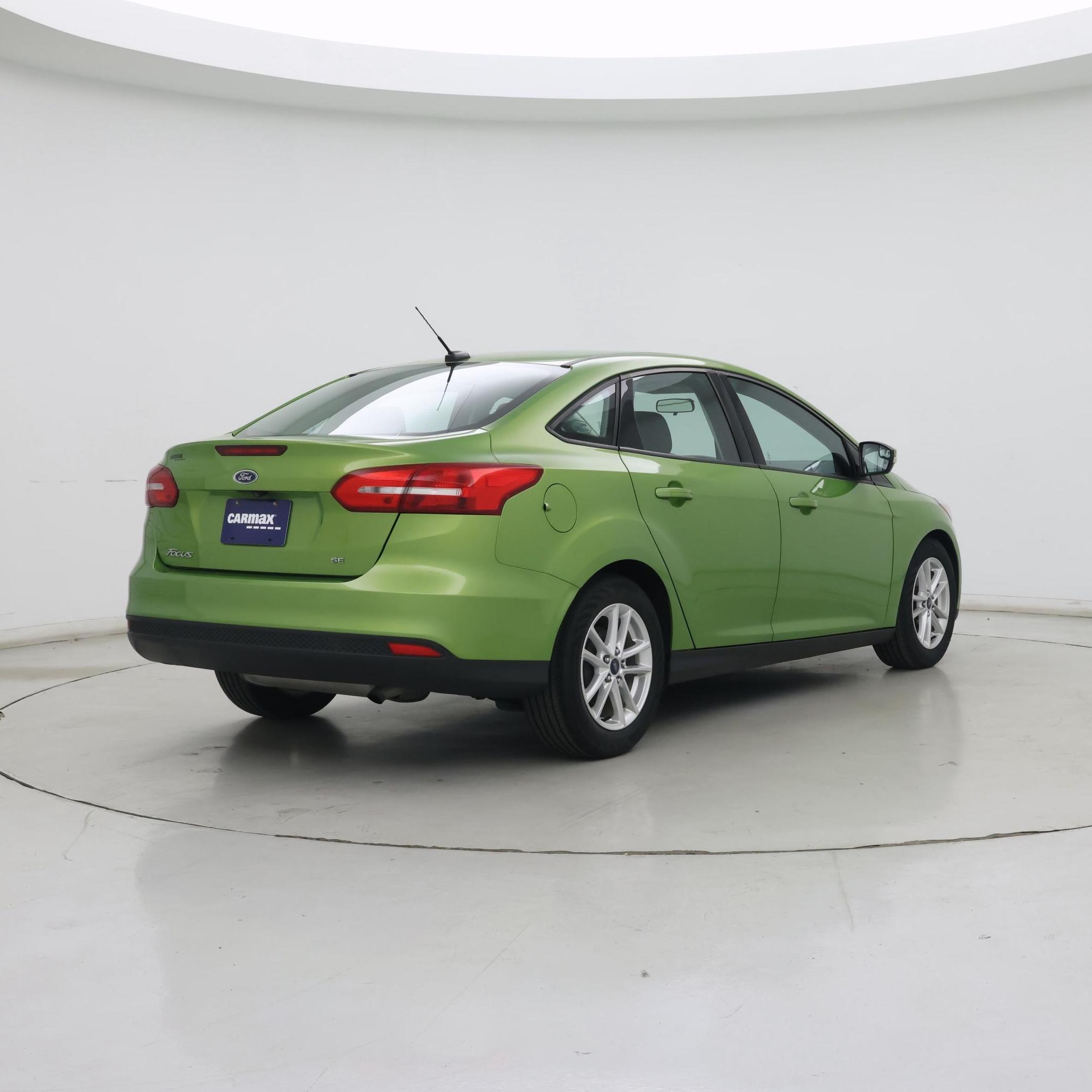 Thumbnail: 2018 Ford Focus - 8