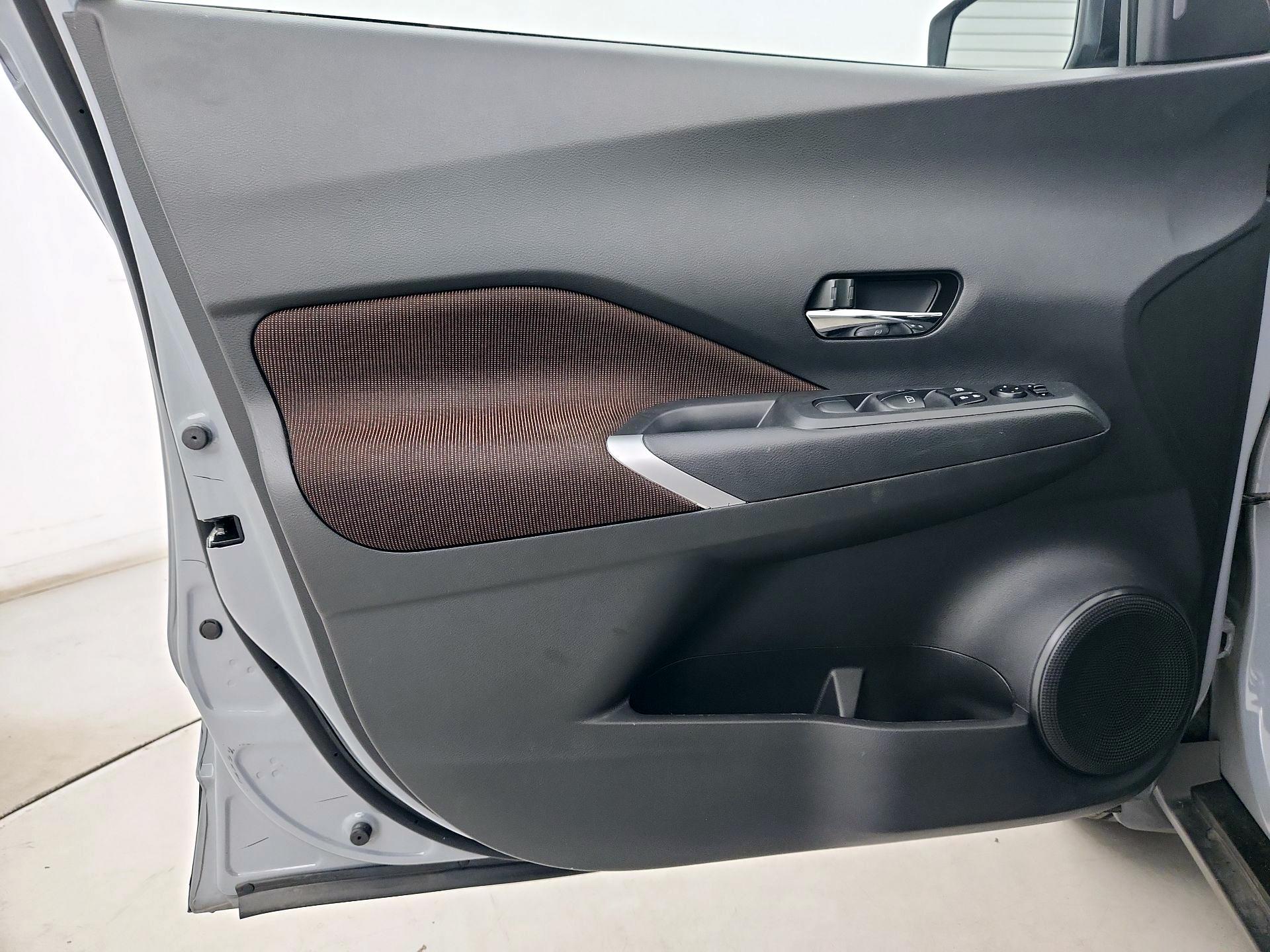Thumbnail: 2024 Nissan Kicks - 12