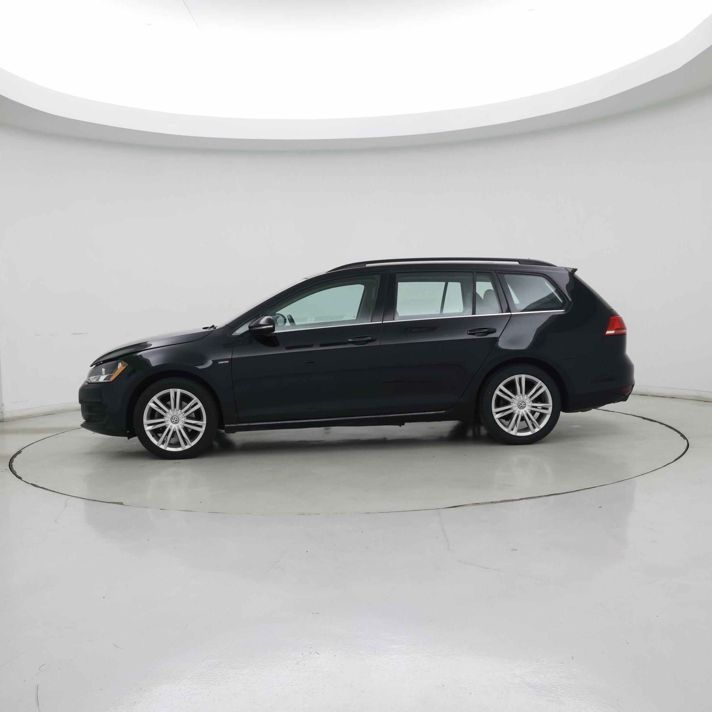 Thumbnail: 2016 Volkswagen Golf - 3