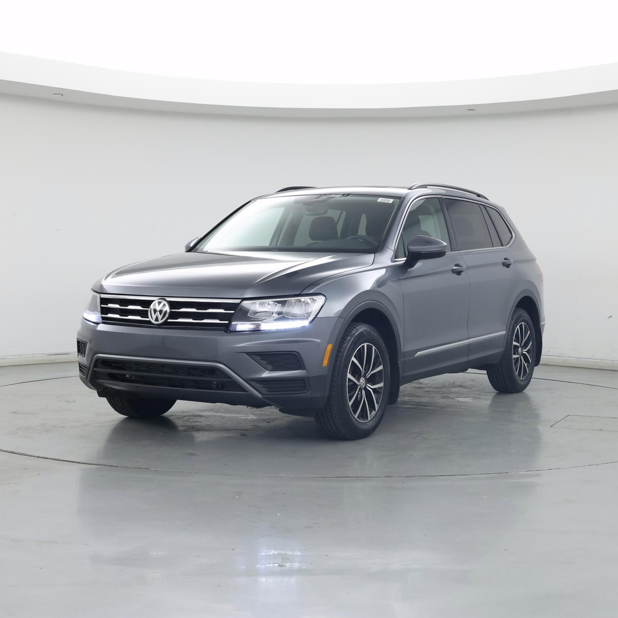 Thumbnail: 2021 Volkswagen Tiguan - 4