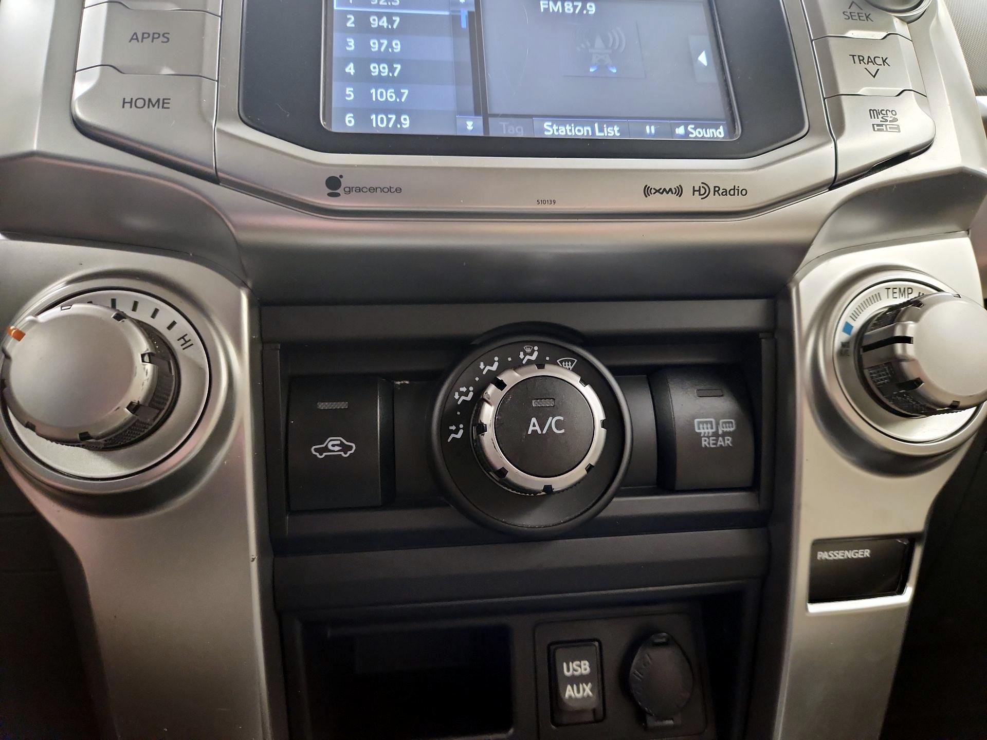 Thumbnail: 2018 Toyota 4Runner - 17