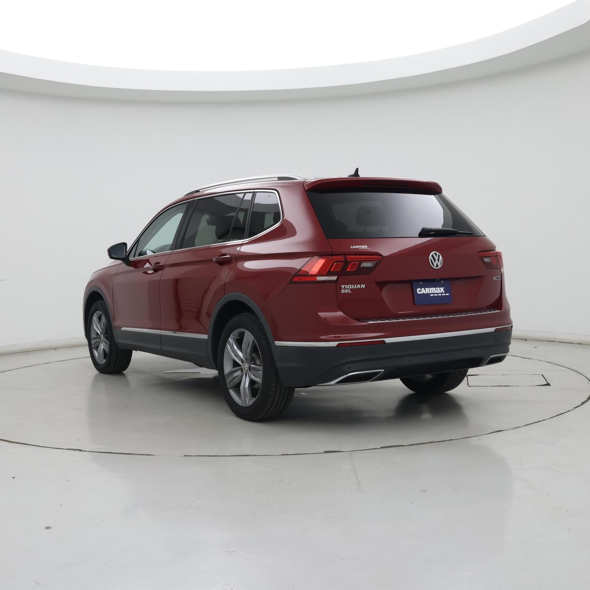 Thumbnail: 2020 Volkswagen Tiguan - 2