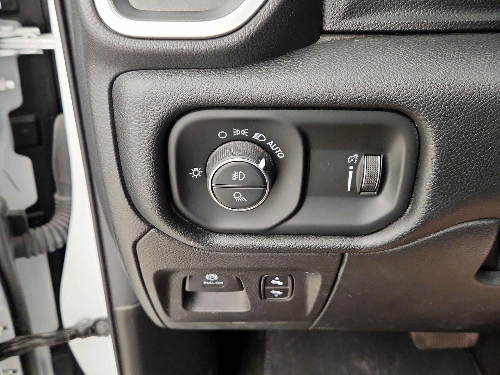 Thumbnail: 2022 RAM 1500 - 13