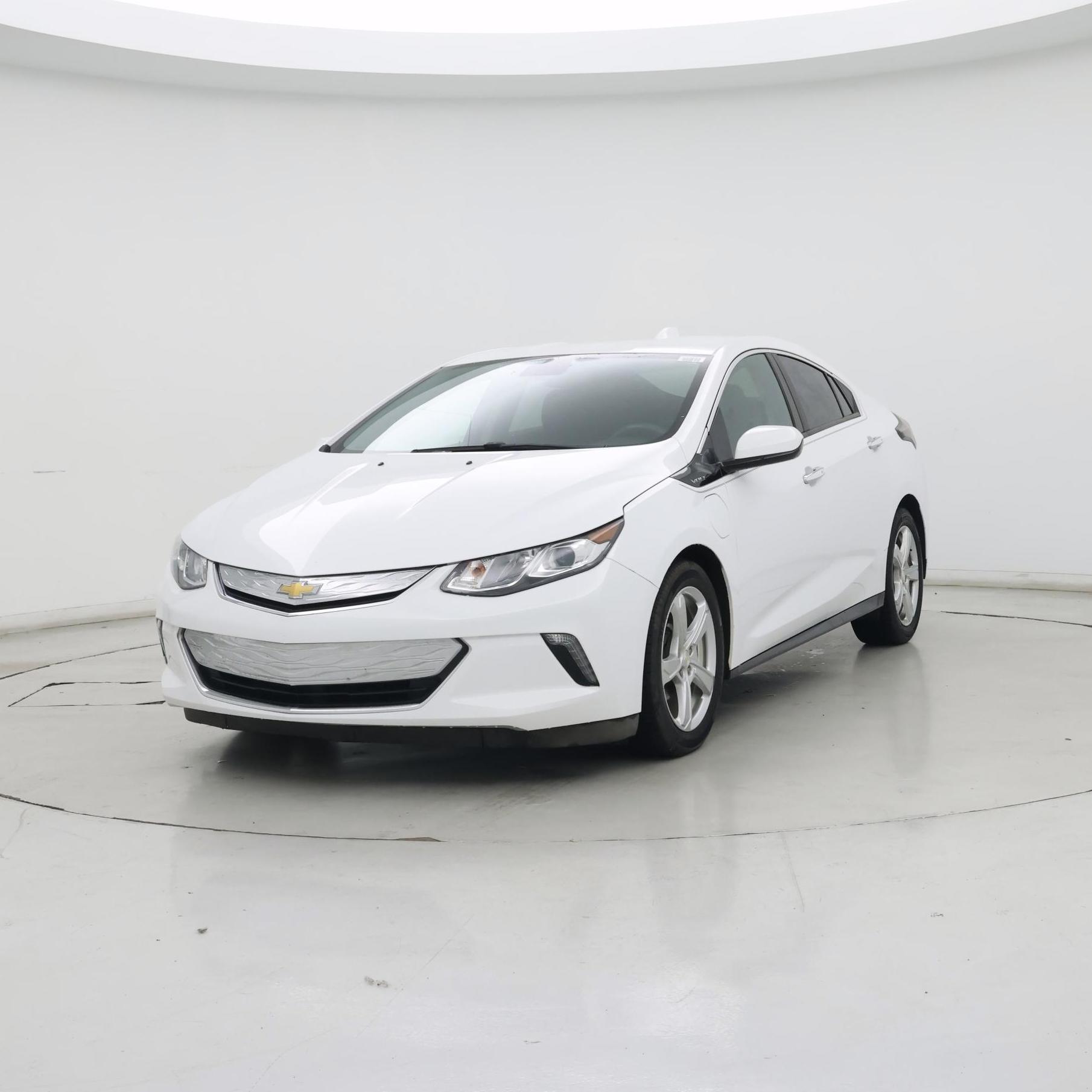 Thumbnail: 2017 Chevrolet Volt - 4