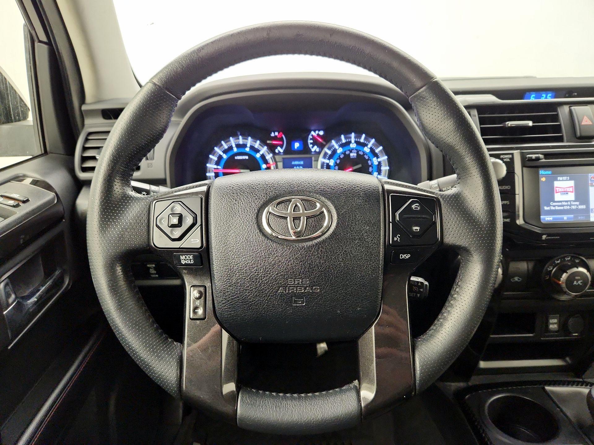 Thumbnail: 2019 Toyota 4Runner - 10