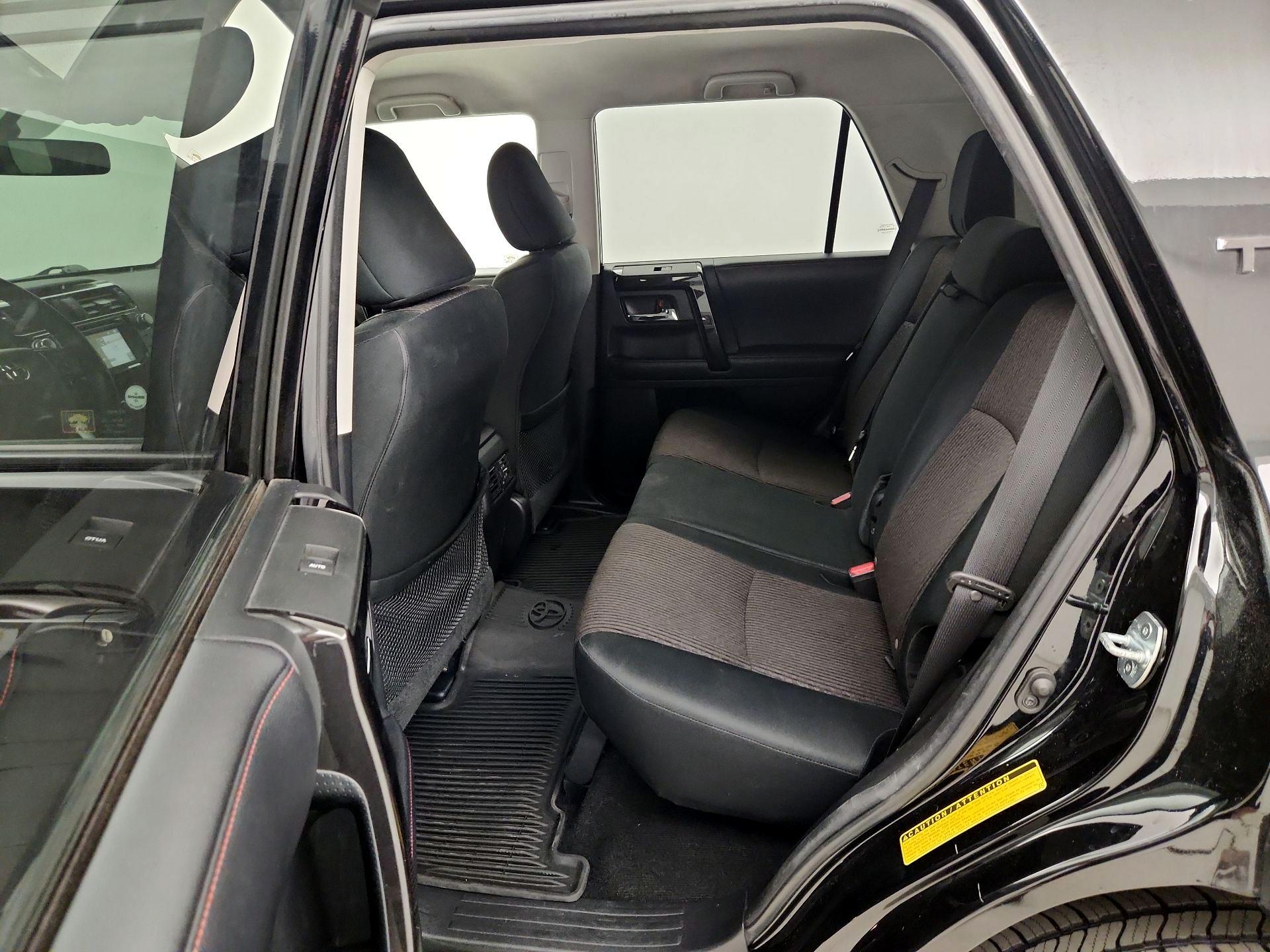 Thumbnail: 2019 Toyota 4Runner - 20