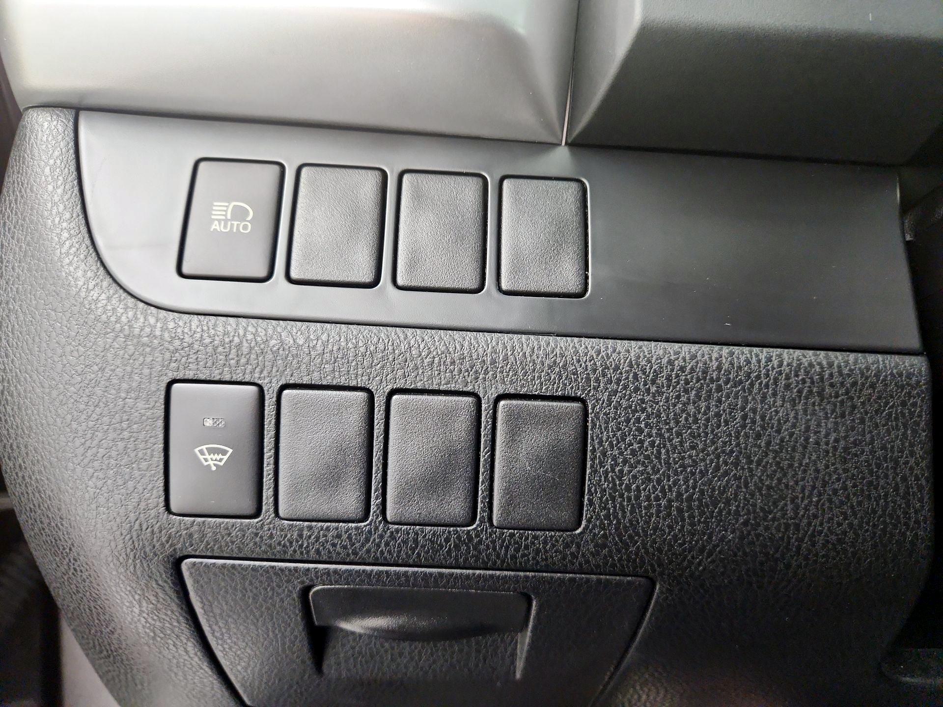 Thumbnail: 2019 Toyota Highlander - 13