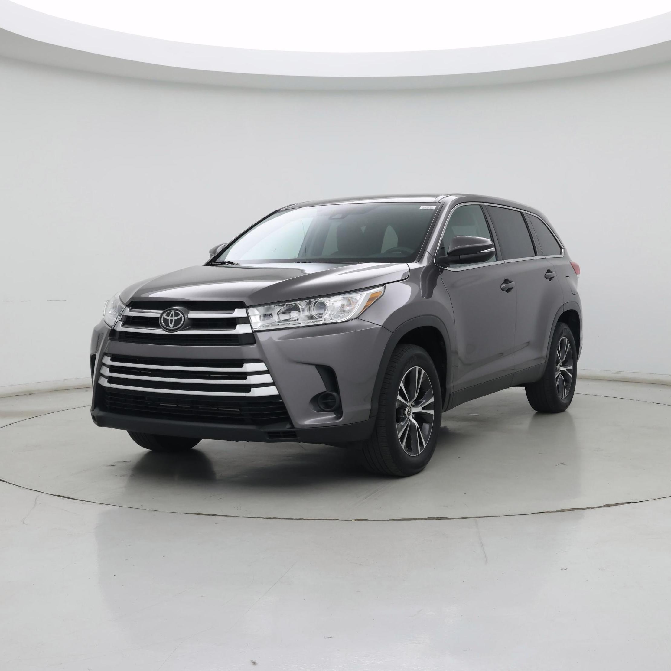 Thumbnail: 2019 Toyota Highlander - 4