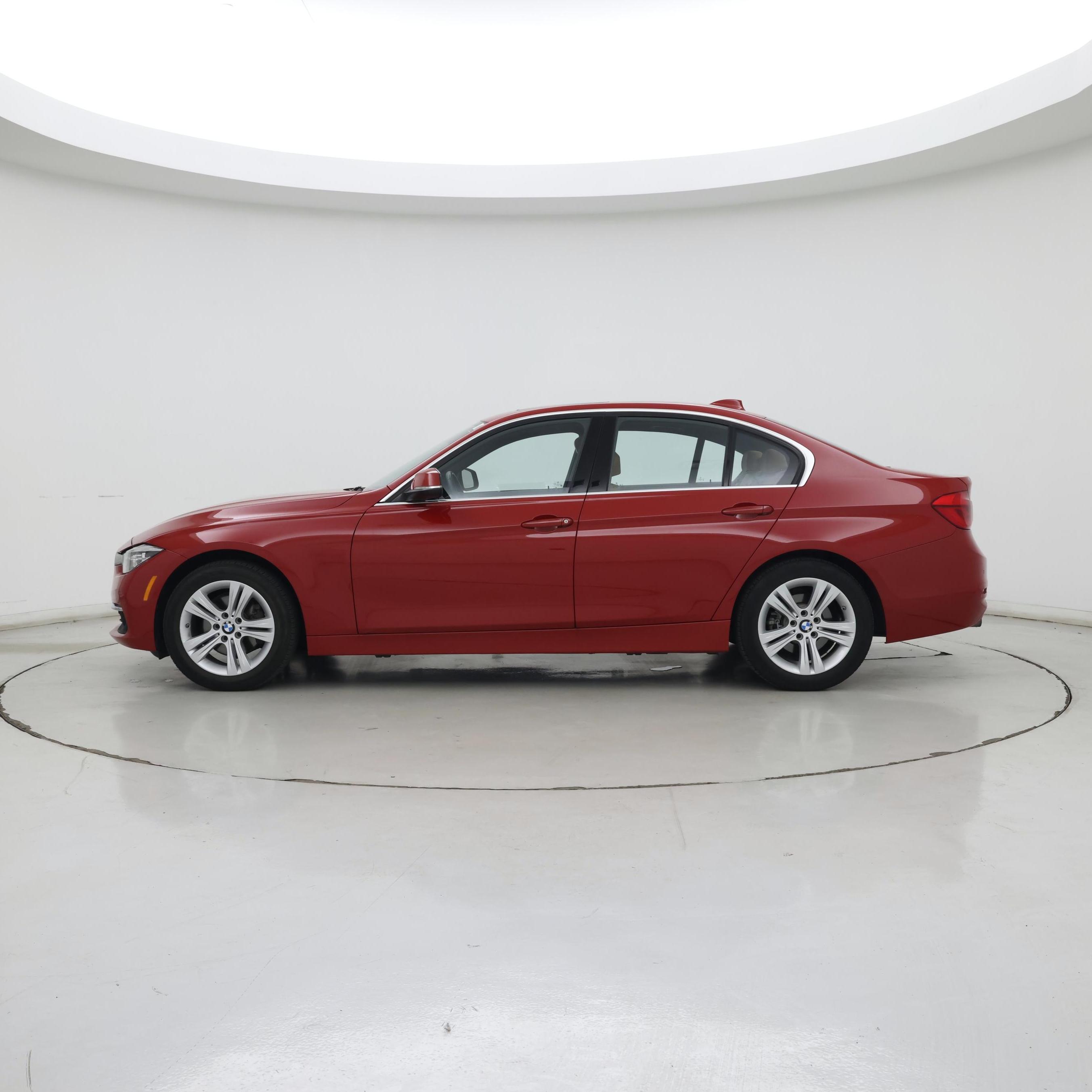 Thumbnail: 2018 BMW 3 Series - 3