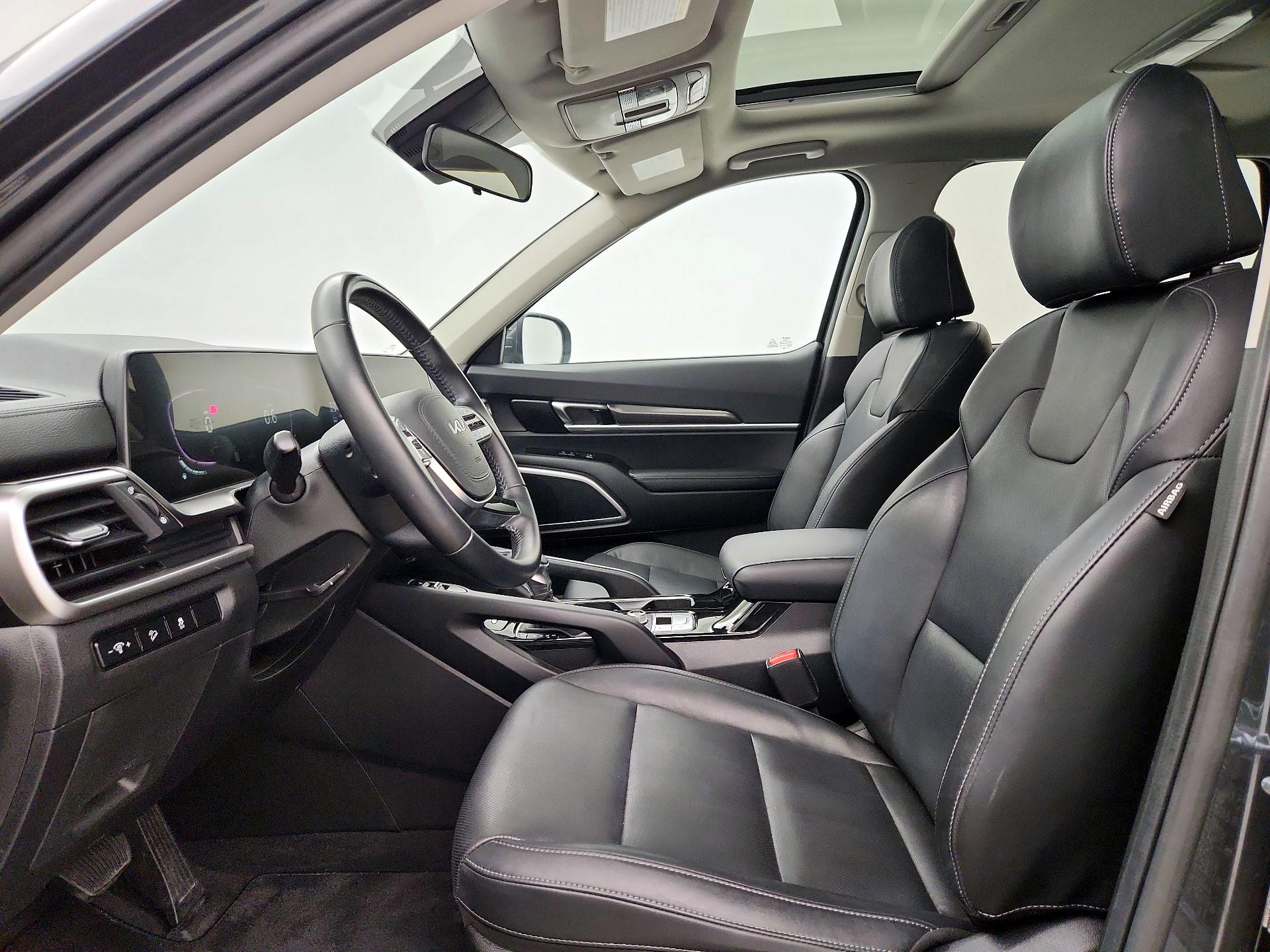 Thumbnail: 2023 Kia Telluride - 11