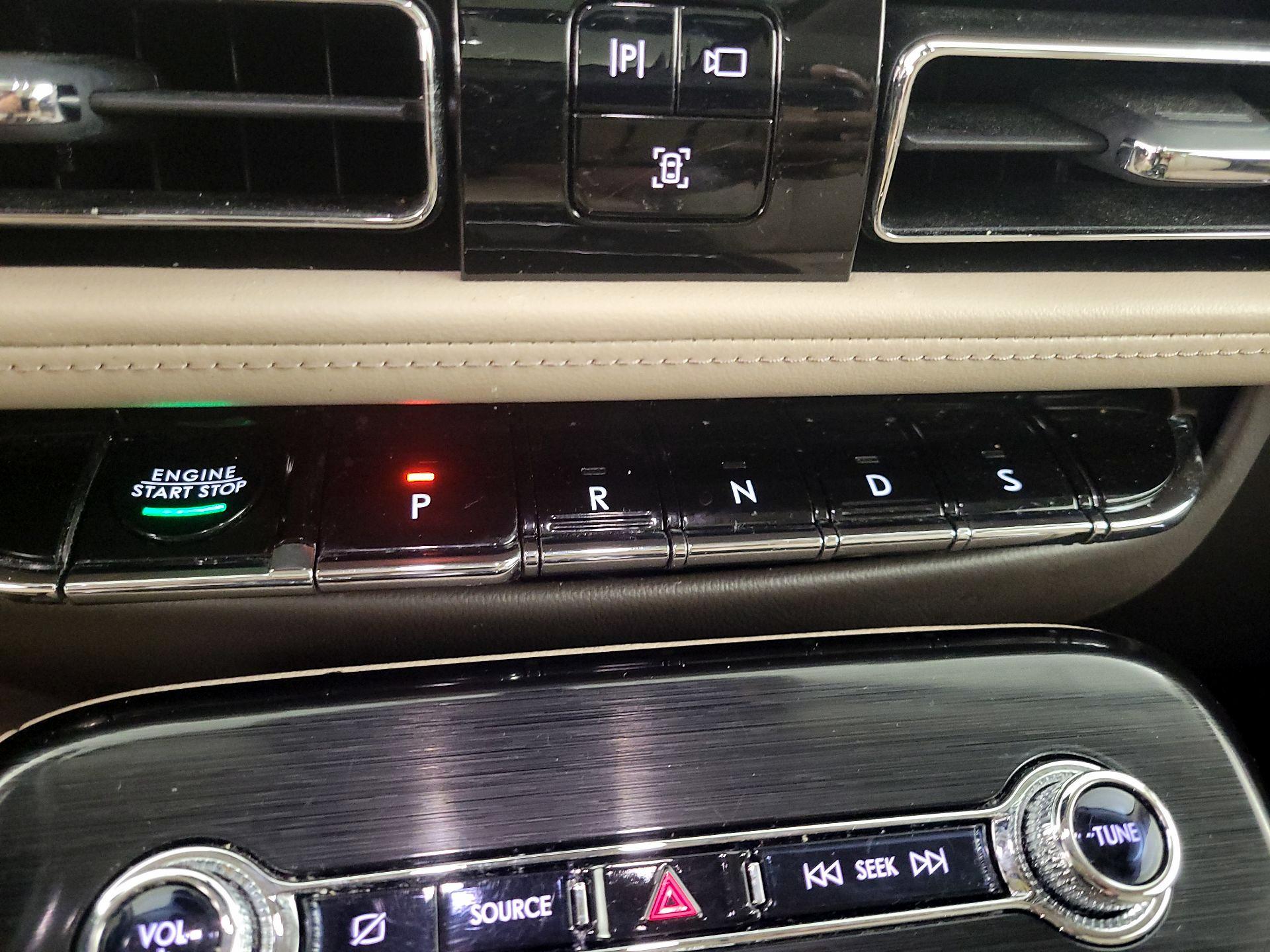 Thumbnail: 2021 Lincoln Nautilus - 18